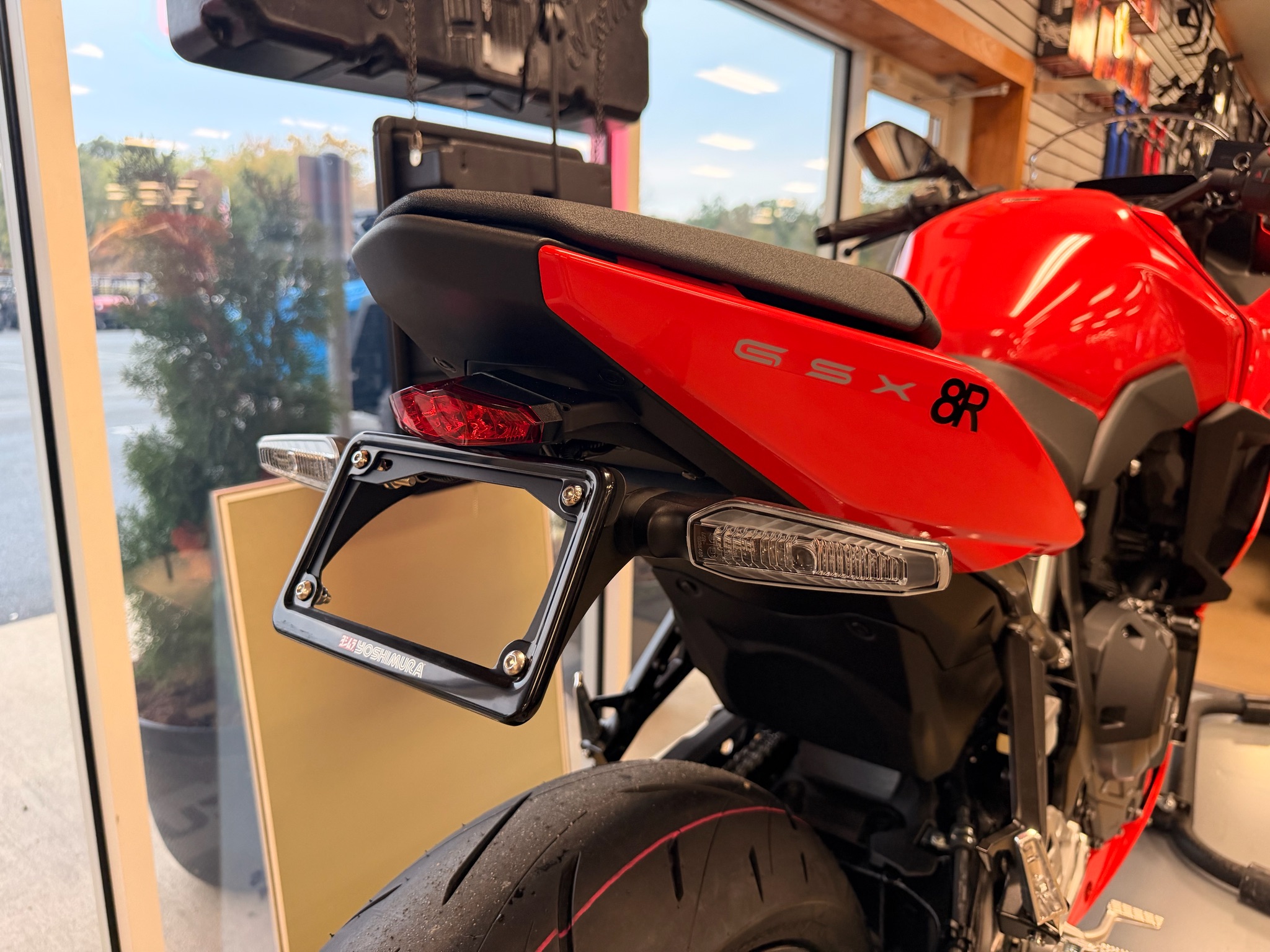 2026 Suzuki GSX-8R 3