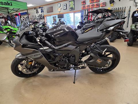 New 2026 Kawasaki NINJA ZX-6R ABS Metallic Matte Graphenesteel