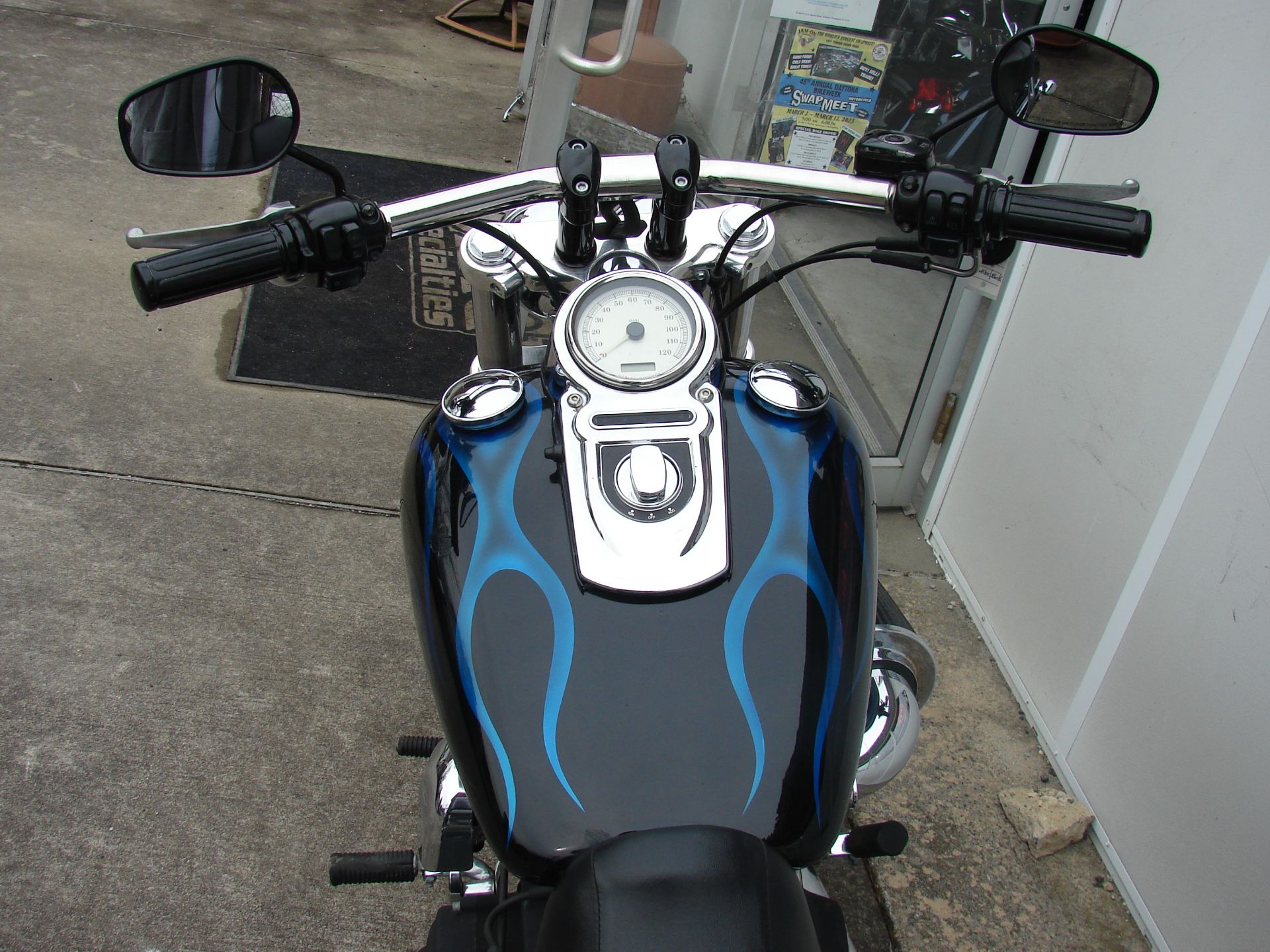 Harley Davidson スカジャン Used 2014 Harley-Davidson Dyna® Wide Glide® Blackened