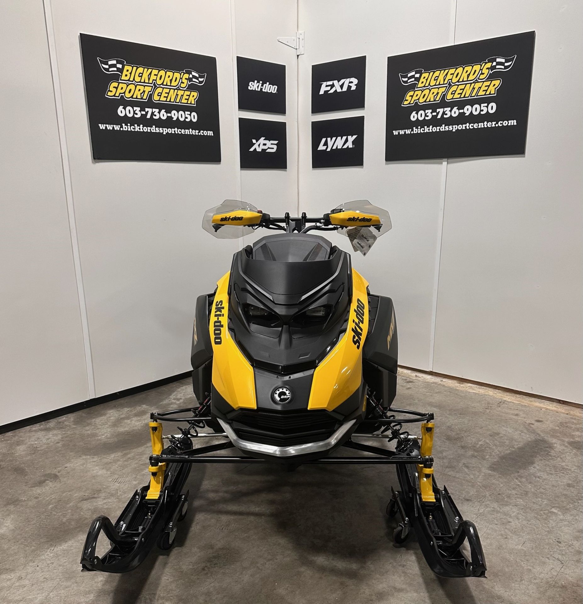 Ski-doo Brp Cresta Insulation サイズM上下セット New 2025 Ski-Doo MXZ X 129 600R E-TEC ES RipSaw 1.25