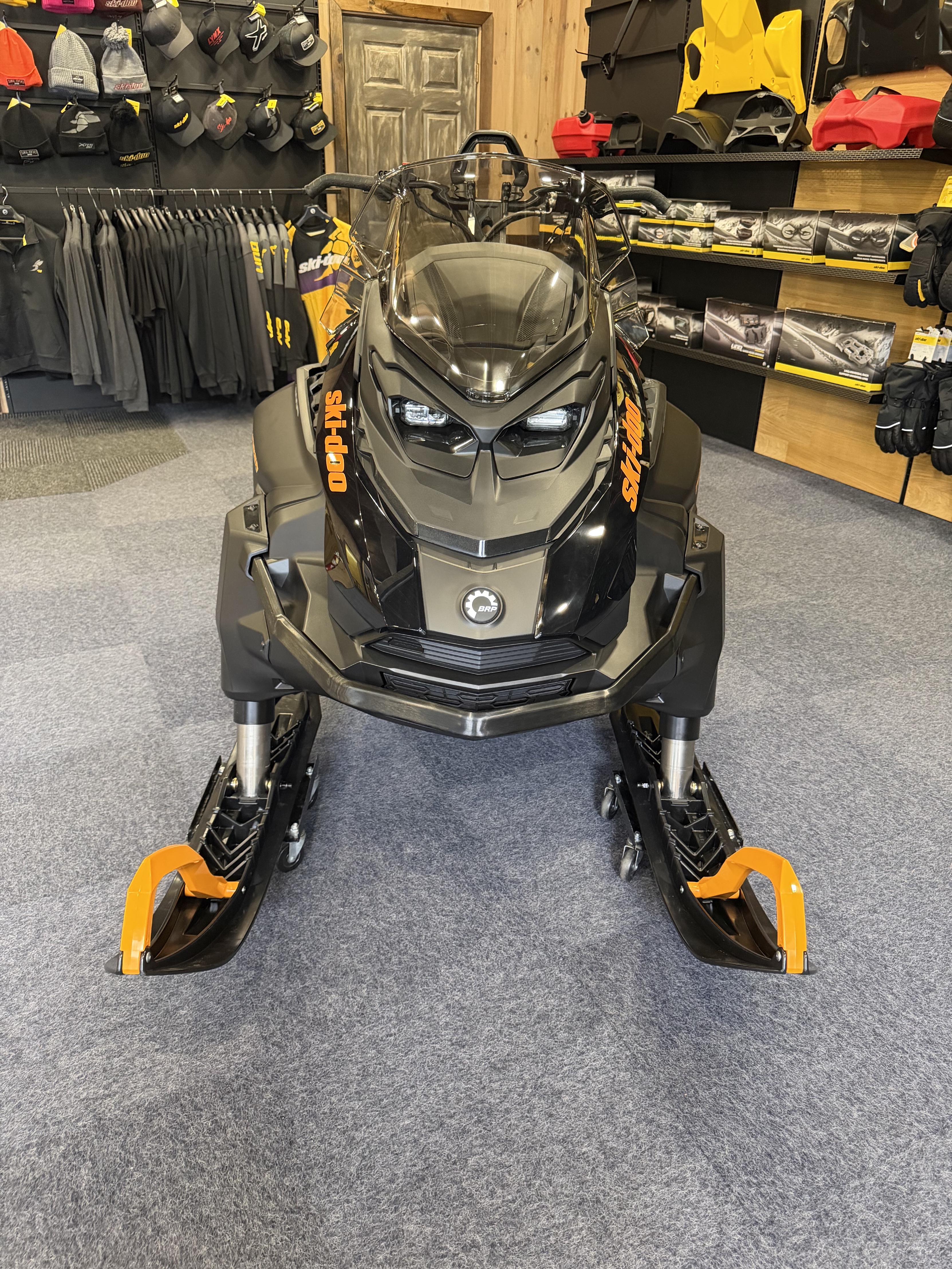 2027 Ski-Doo Tundra LE photo 2