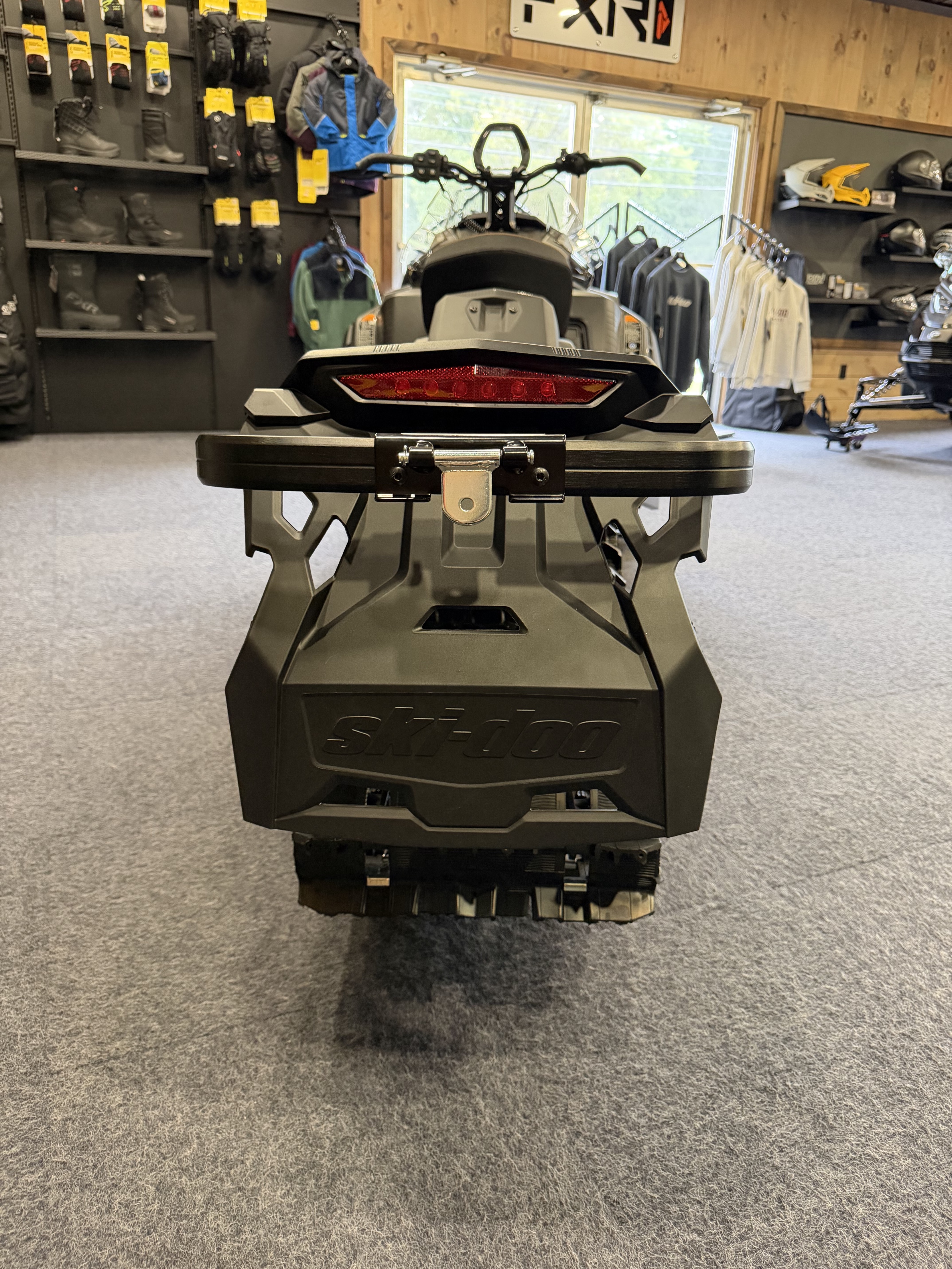 2027 Ski-Doo Tundra LE photo 4