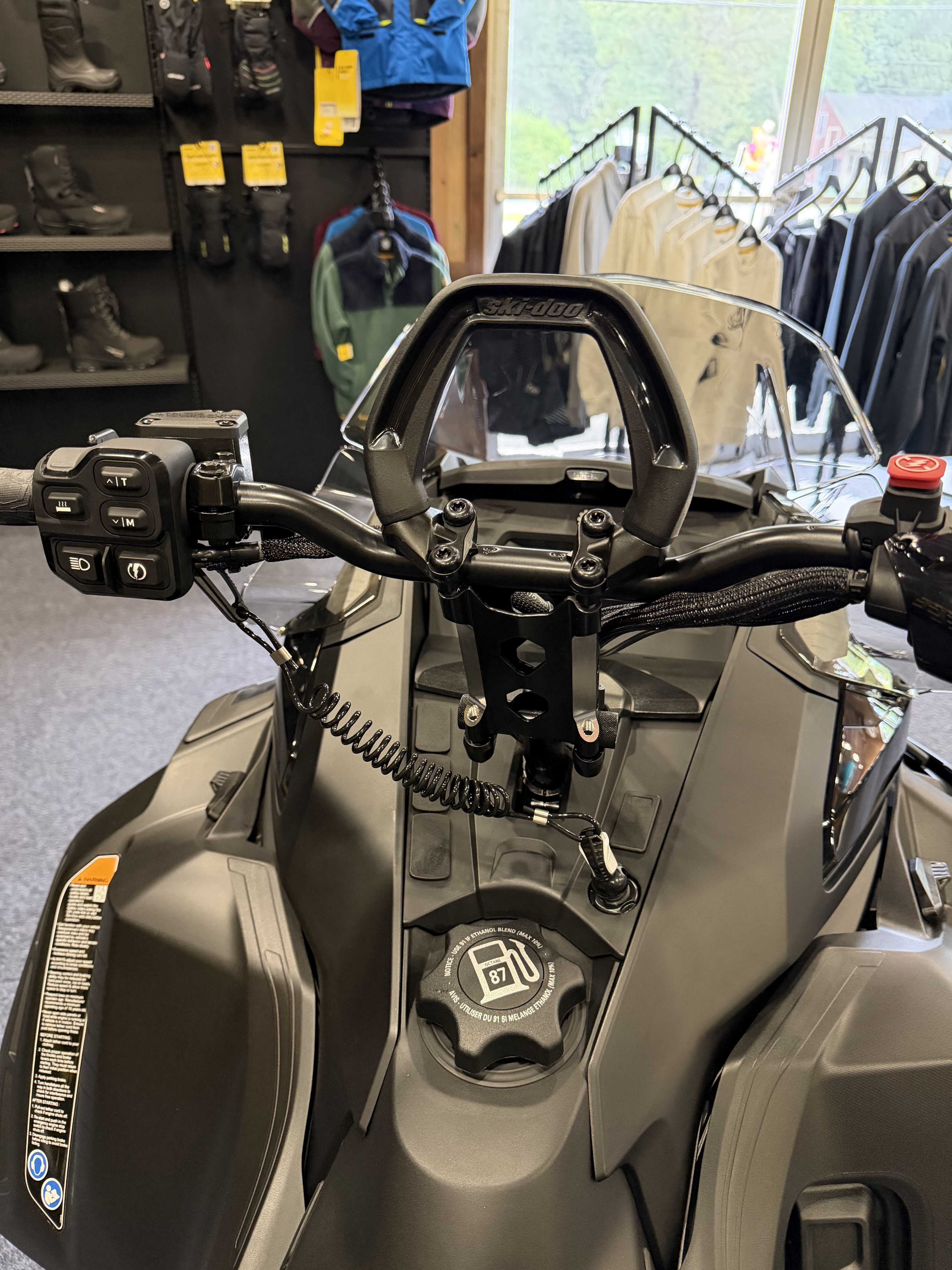 2027 Ski-Doo Tundra LE photo 6