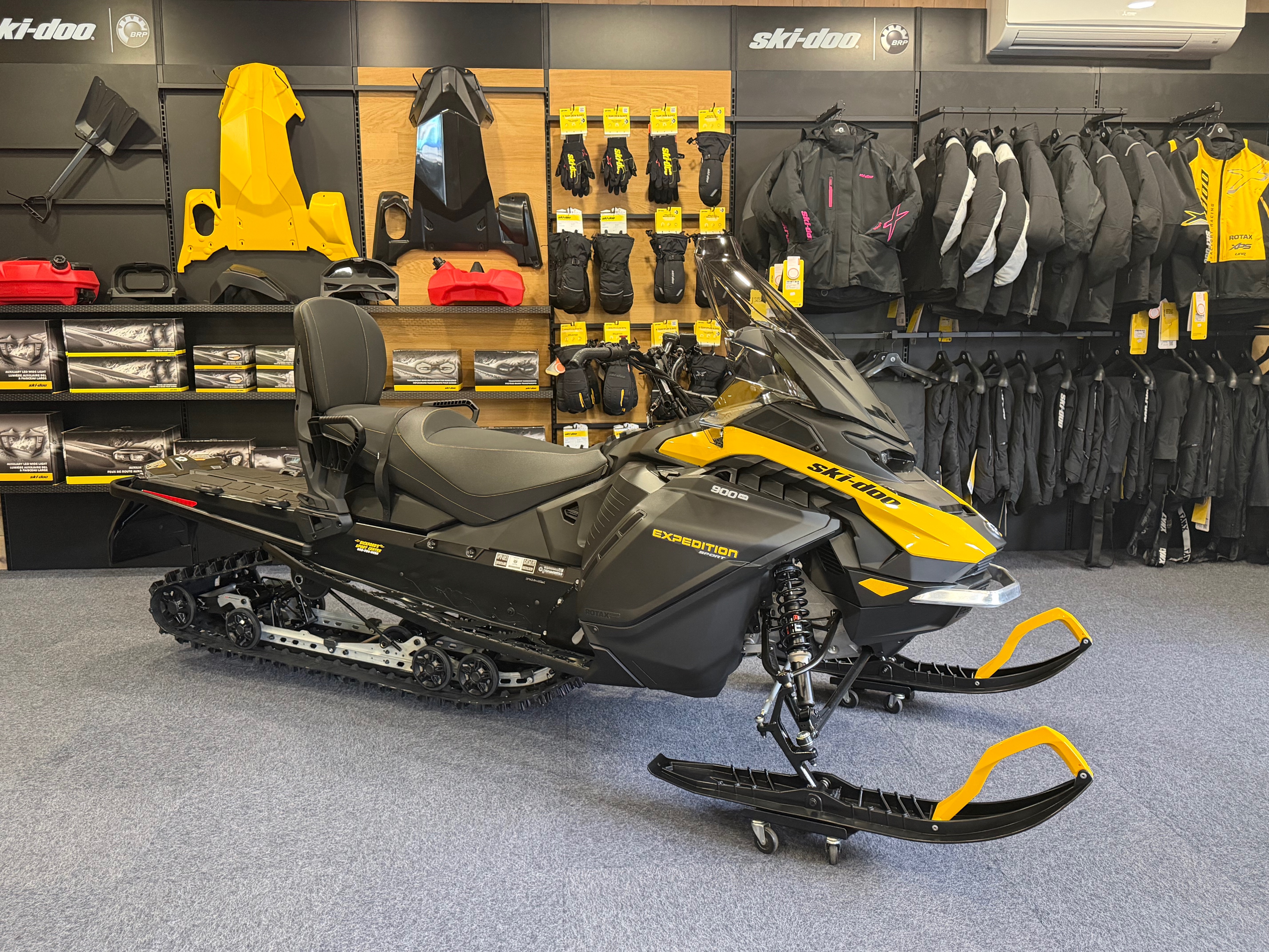 2027 Ski-Doo Expedition Sport