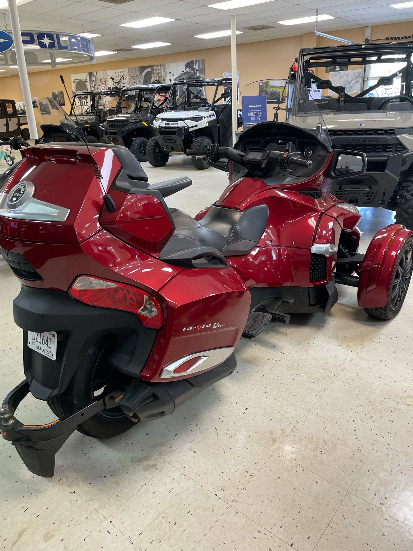 2015 Can-Am Spyder® RT-S SM6 Motorcycles Elizabethton