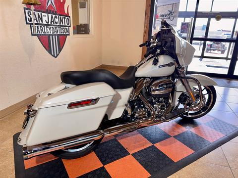 2022 Harley-Davidson Street Glide® in Pasadena, Texas - Photo 4