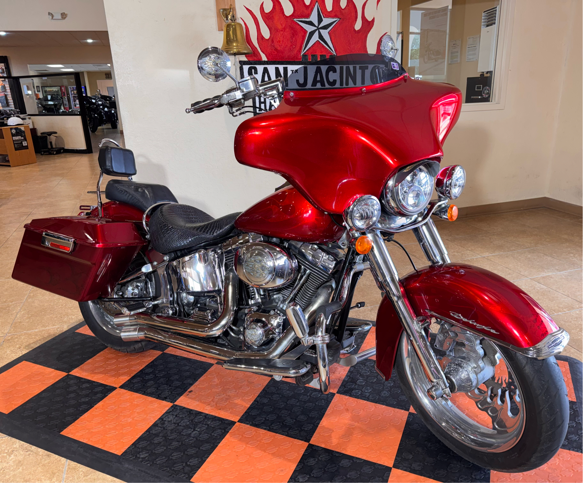 2006 Harley-Davidson Softail® Deluxe in Pasadena, Texas - Photo 2