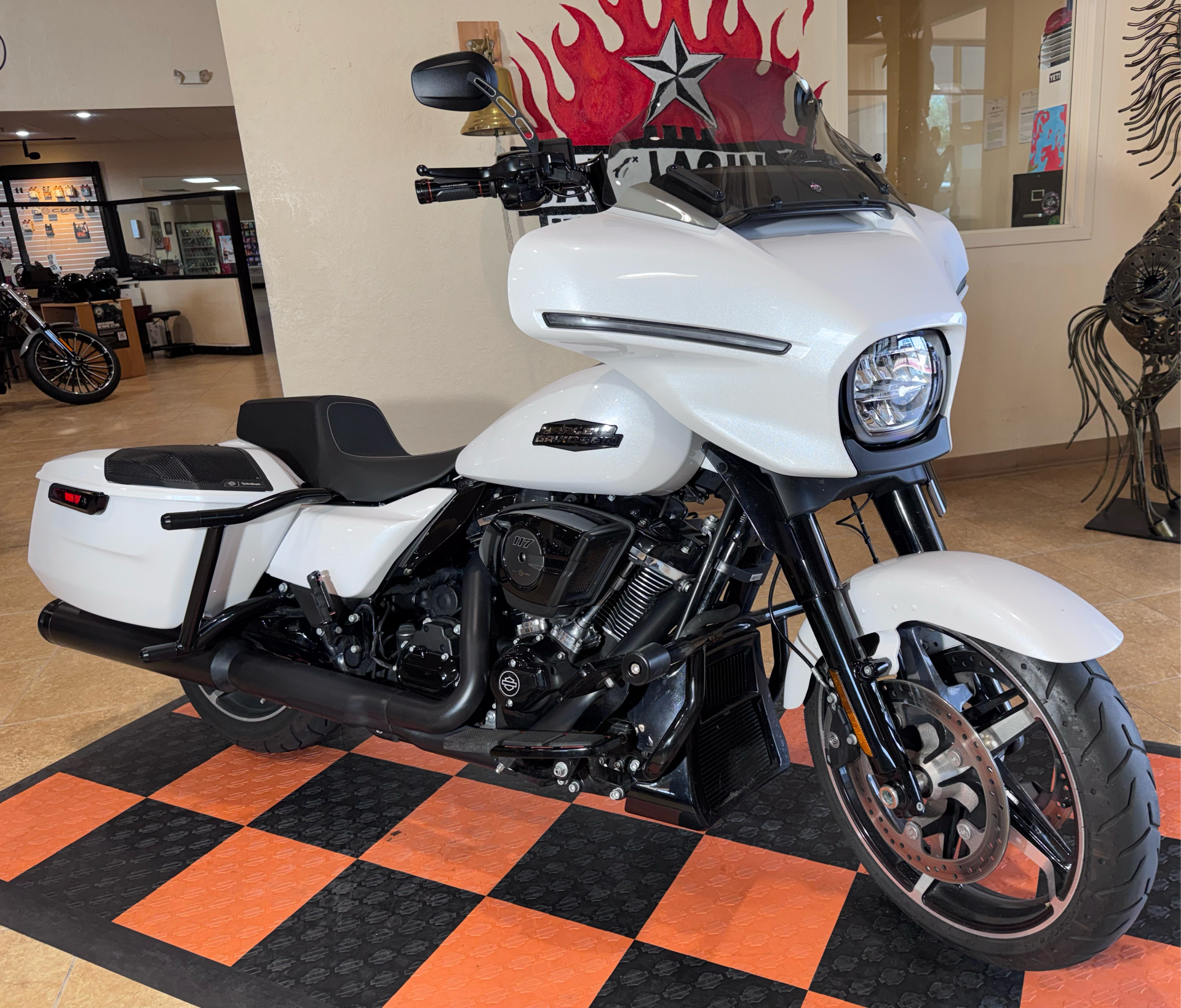 2024 Harley-Davidson Street Glide® in Pasadena, Texas - Photo 3