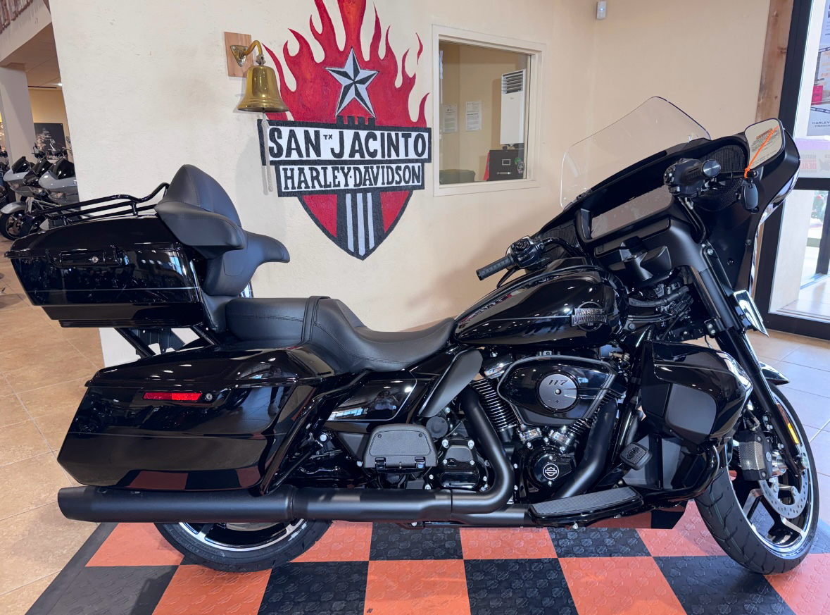 2025 Harley-Davidson Street Glide® Ultra in Pasadena, Texas
