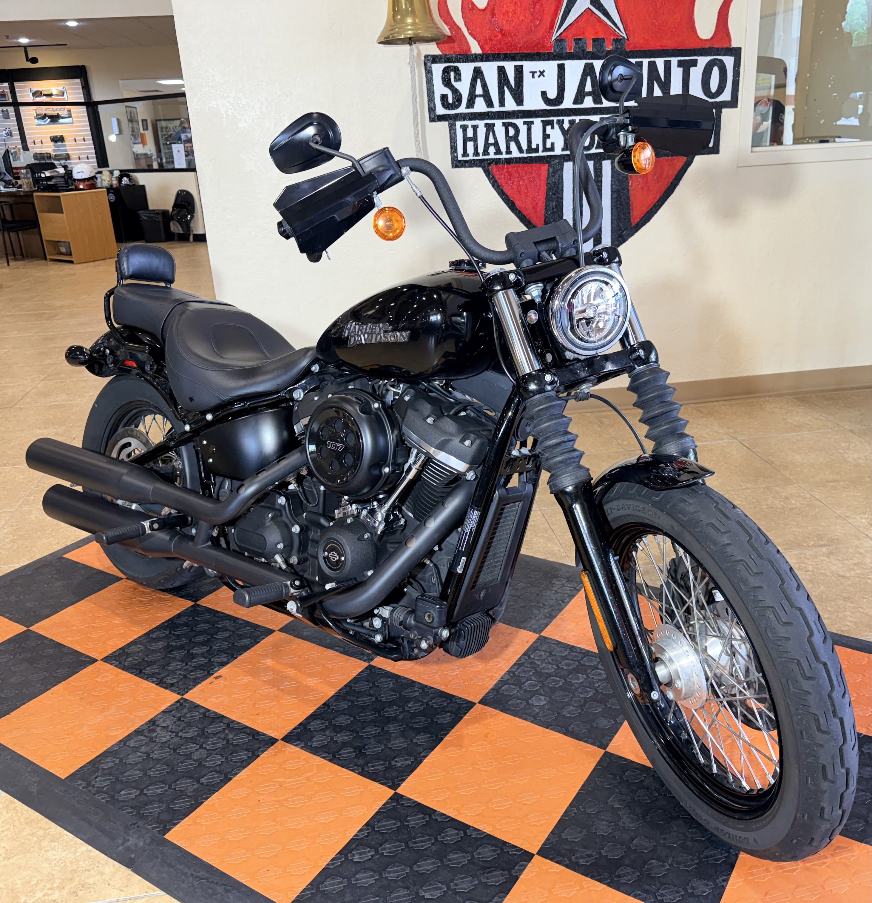 2020 Harley-Davidson Street Bob® in Pasadena, Texas - Photo 2