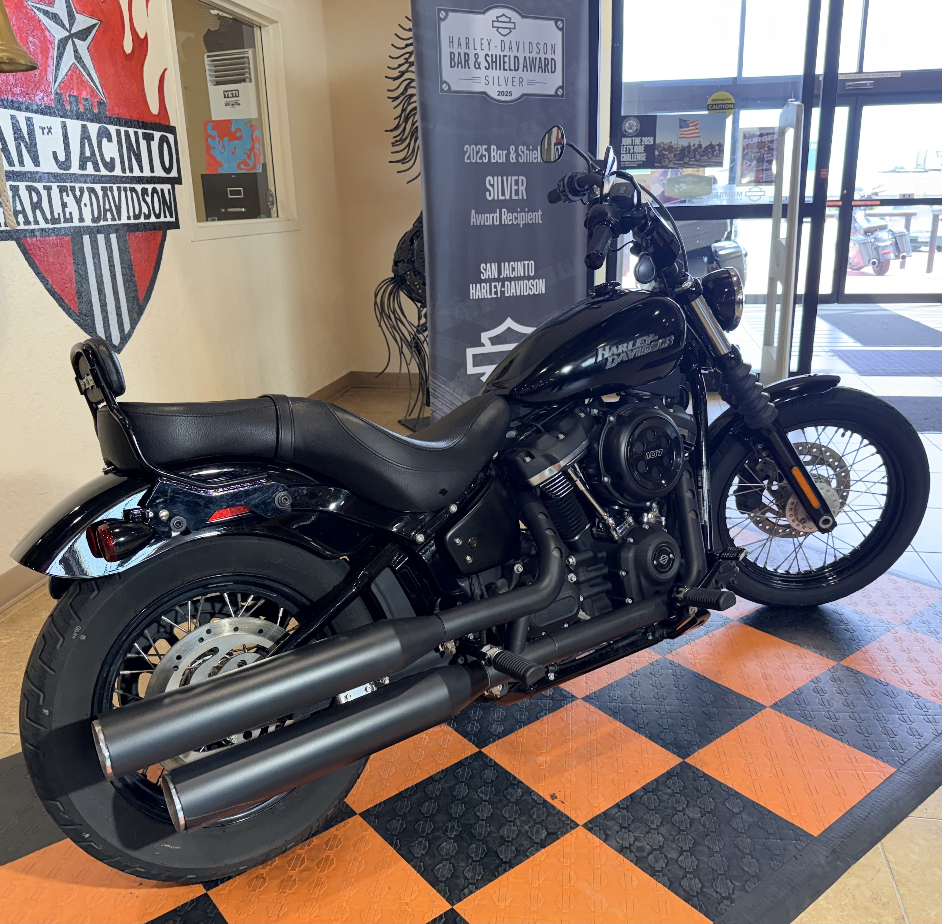 2020 Harley-Davidson Street Bob® in Pasadena, Texas - Photo 3