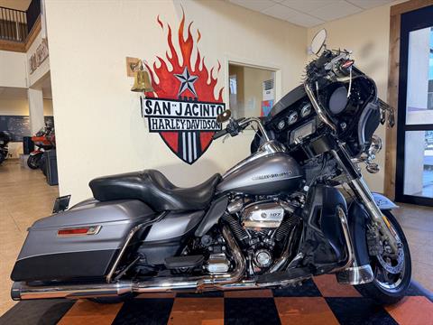 2017 Harley-Davidson Ultra Limited in Pasadena, Texas - Photo 1