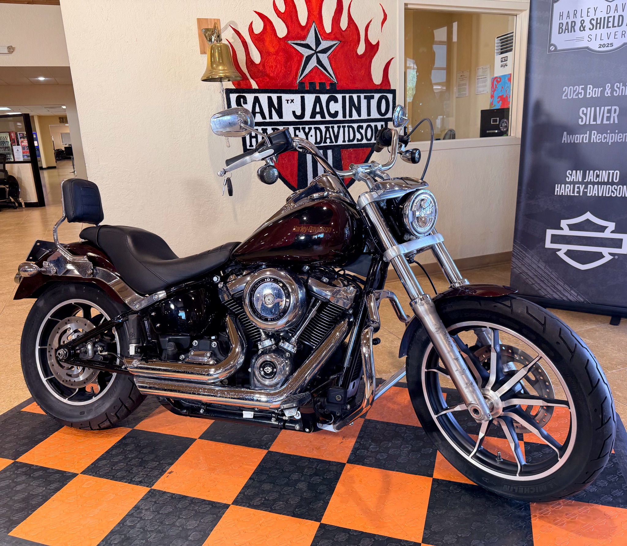 2019 Harley-Davidson Low Rider® in Pasadena, Texas - Photo 2