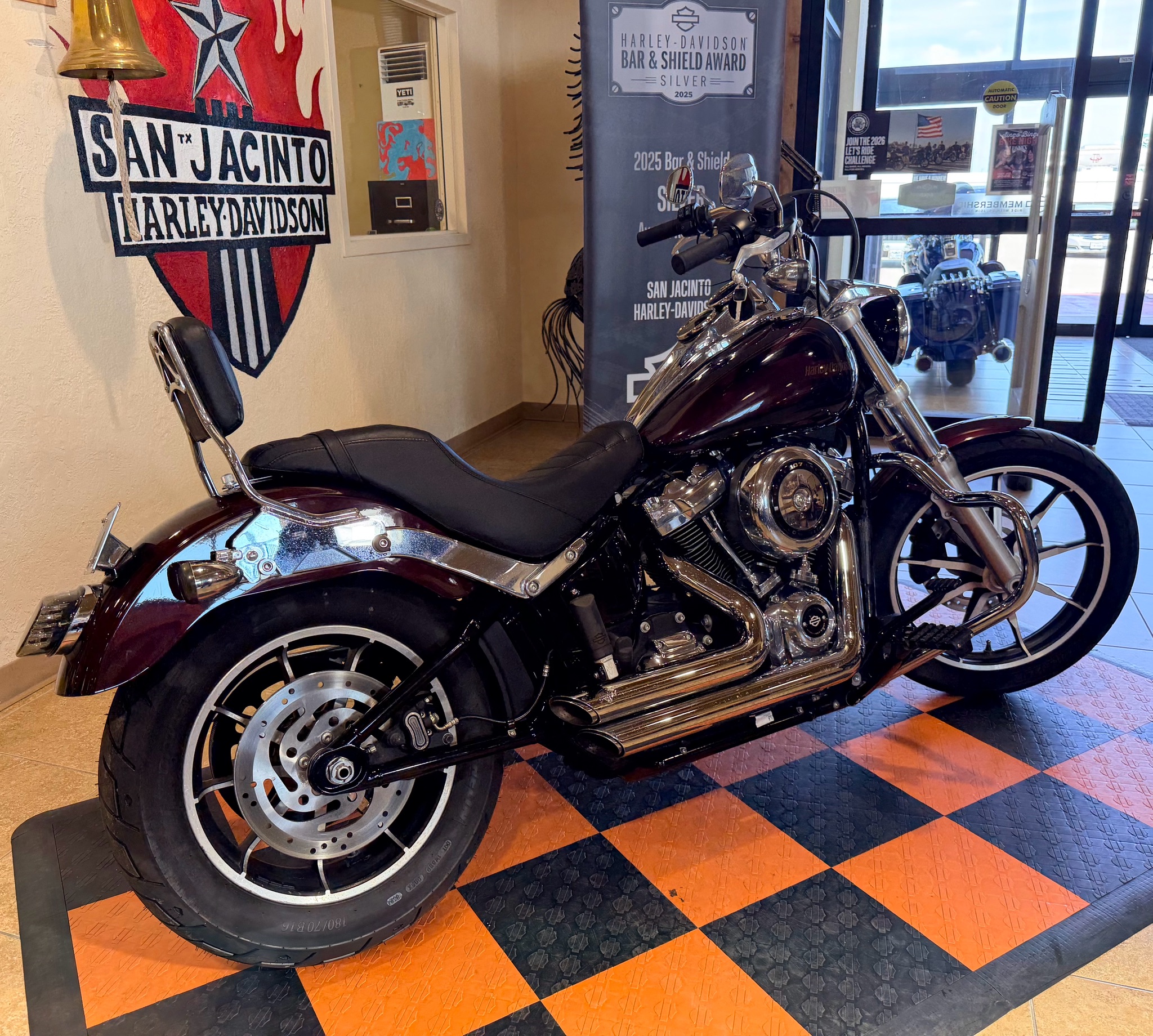 2019 Harley-Davidson Low Rider® in Pasadena, Texas - Photo 3