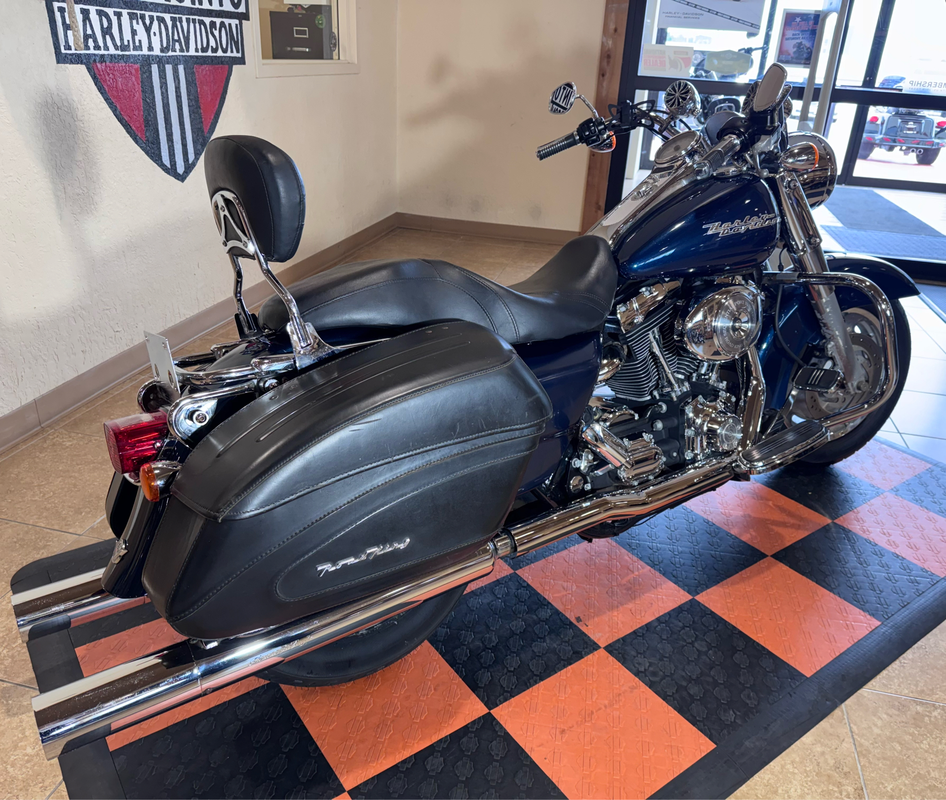 2004 Harley-Davidson FLHRS/FLHRSI Road King® Custom in Pasadena, Texas - Photo 2