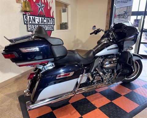 2019 Harley-Davidson Road Glide® Ultra in Pasadena, Texas - Photo 2