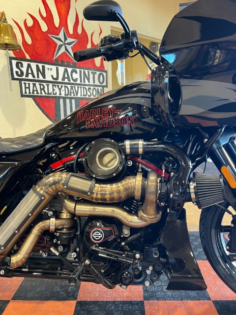 2024 Harley-Davidson CVO™ Road Glide® ST in Pasadena, Texas - Photo 6