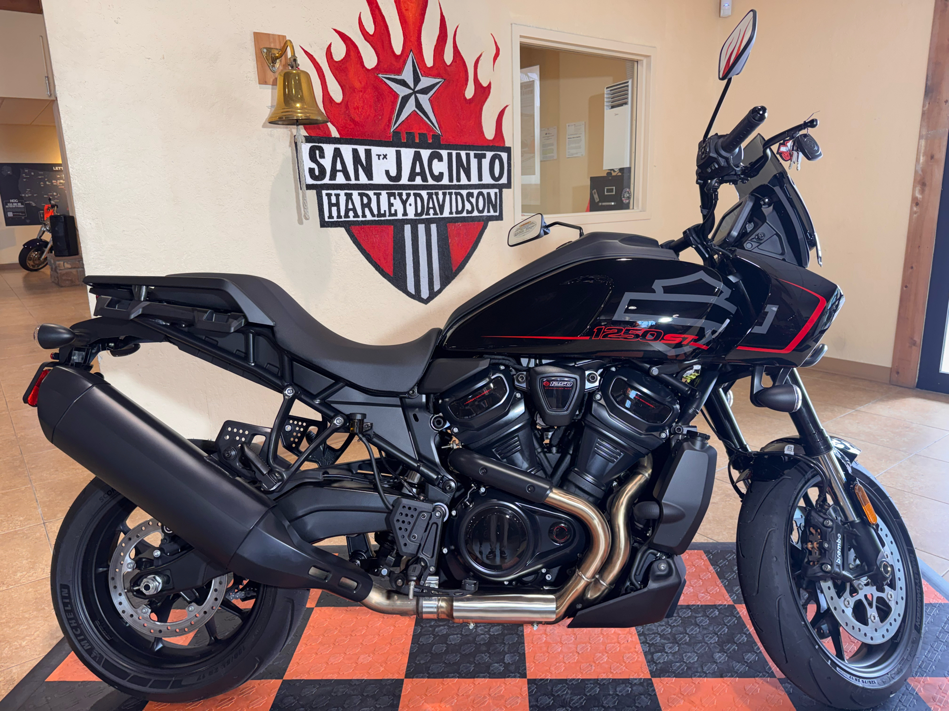 2025 Harley-Davidson Pan America® 1250 ST in Pasadena, Texas