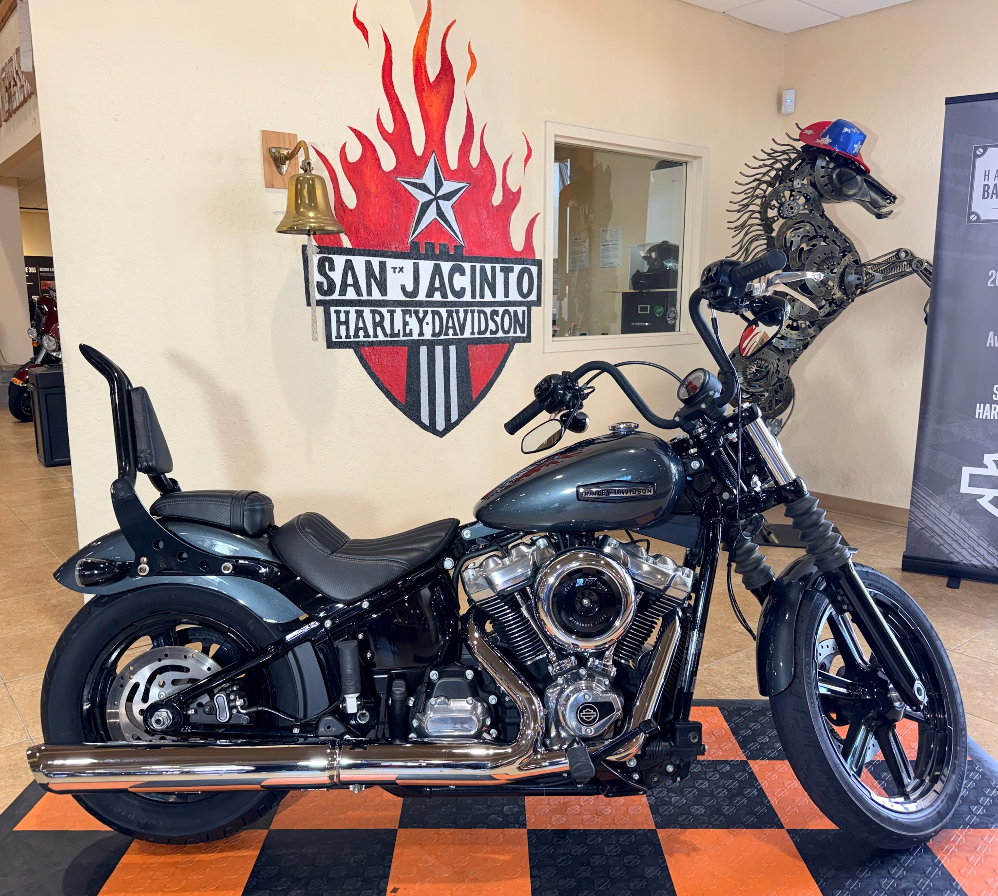 2025 Harley-Davidson Street Bob® 1