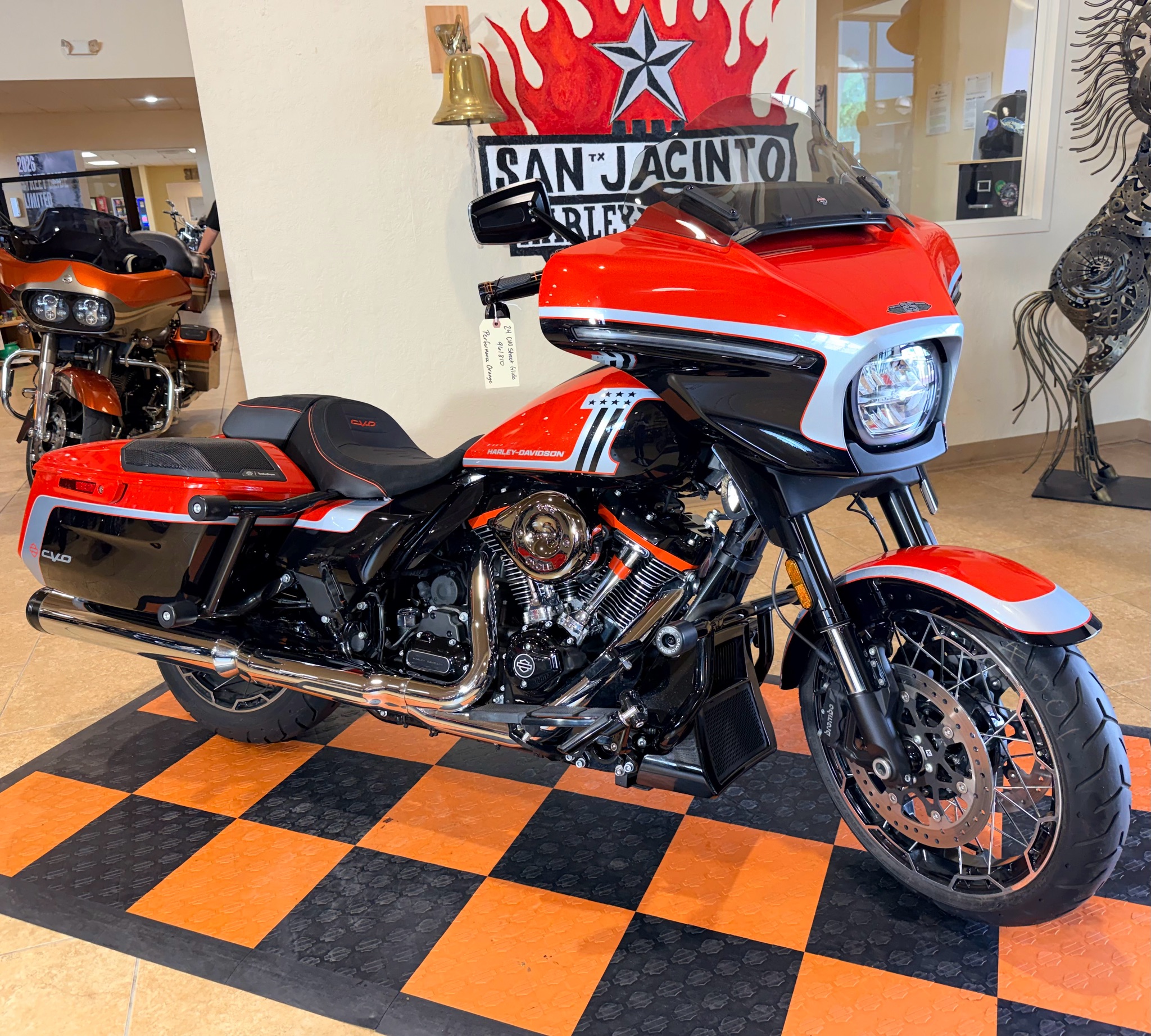 2024 Harley-Davidson CVO Street Glide® 2