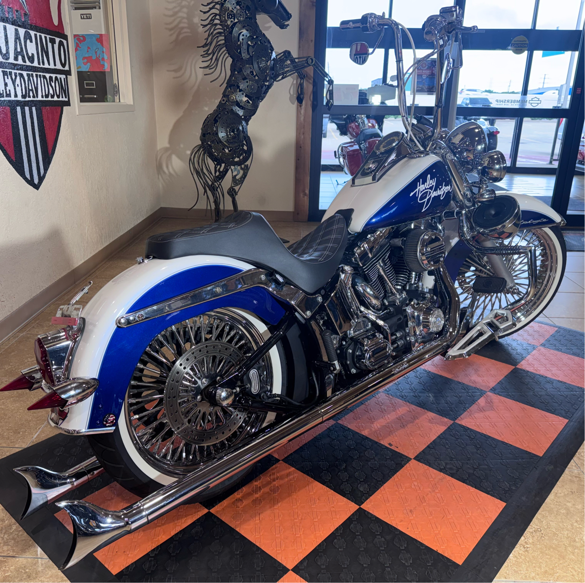 2006 Harley-Davidson Softail® Deluxe in Pasadena, Texas - Photo 2
