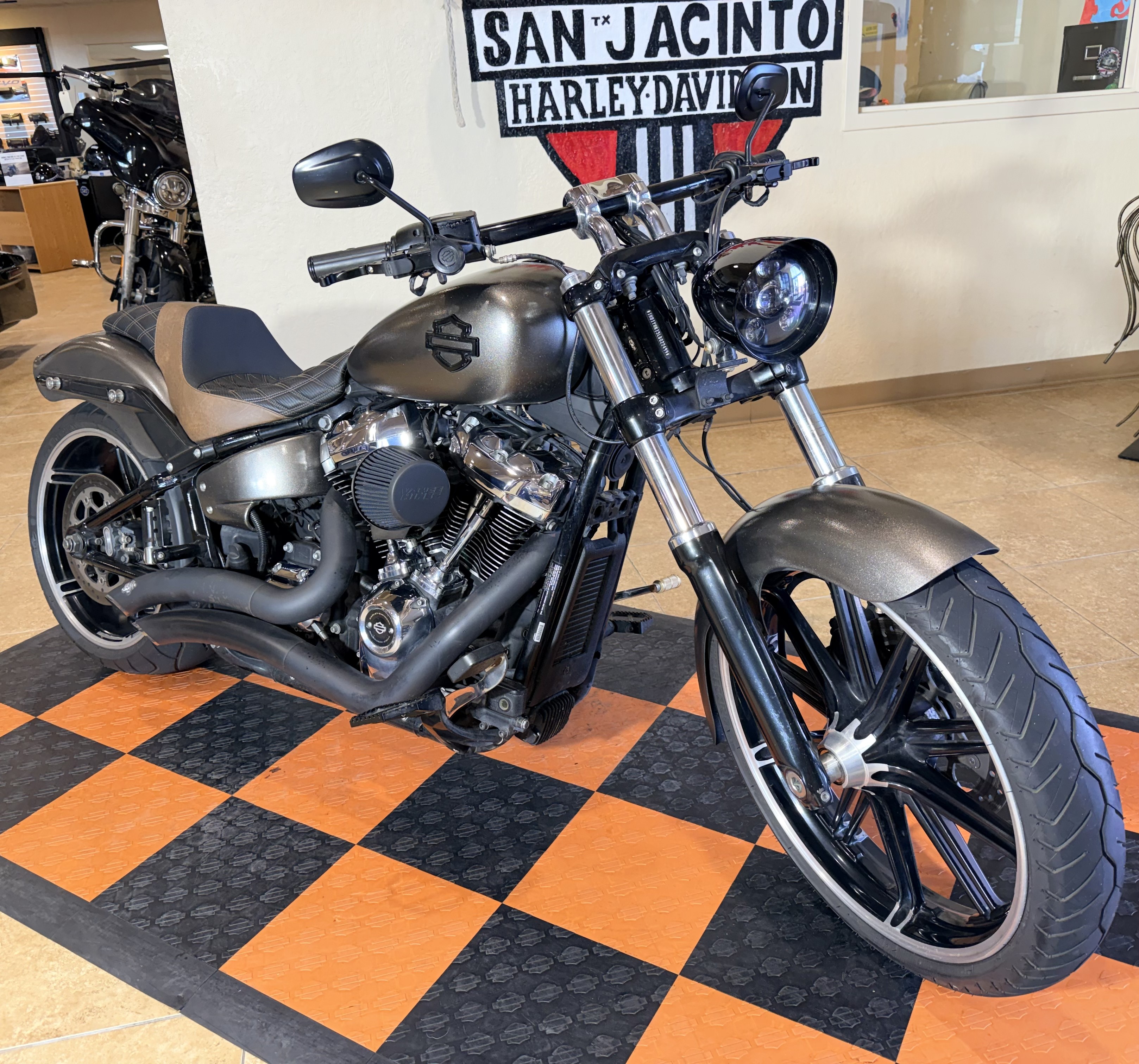 2020 Harley-Davidson Breakout® 114 in Pasadena, Texas - Photo 3