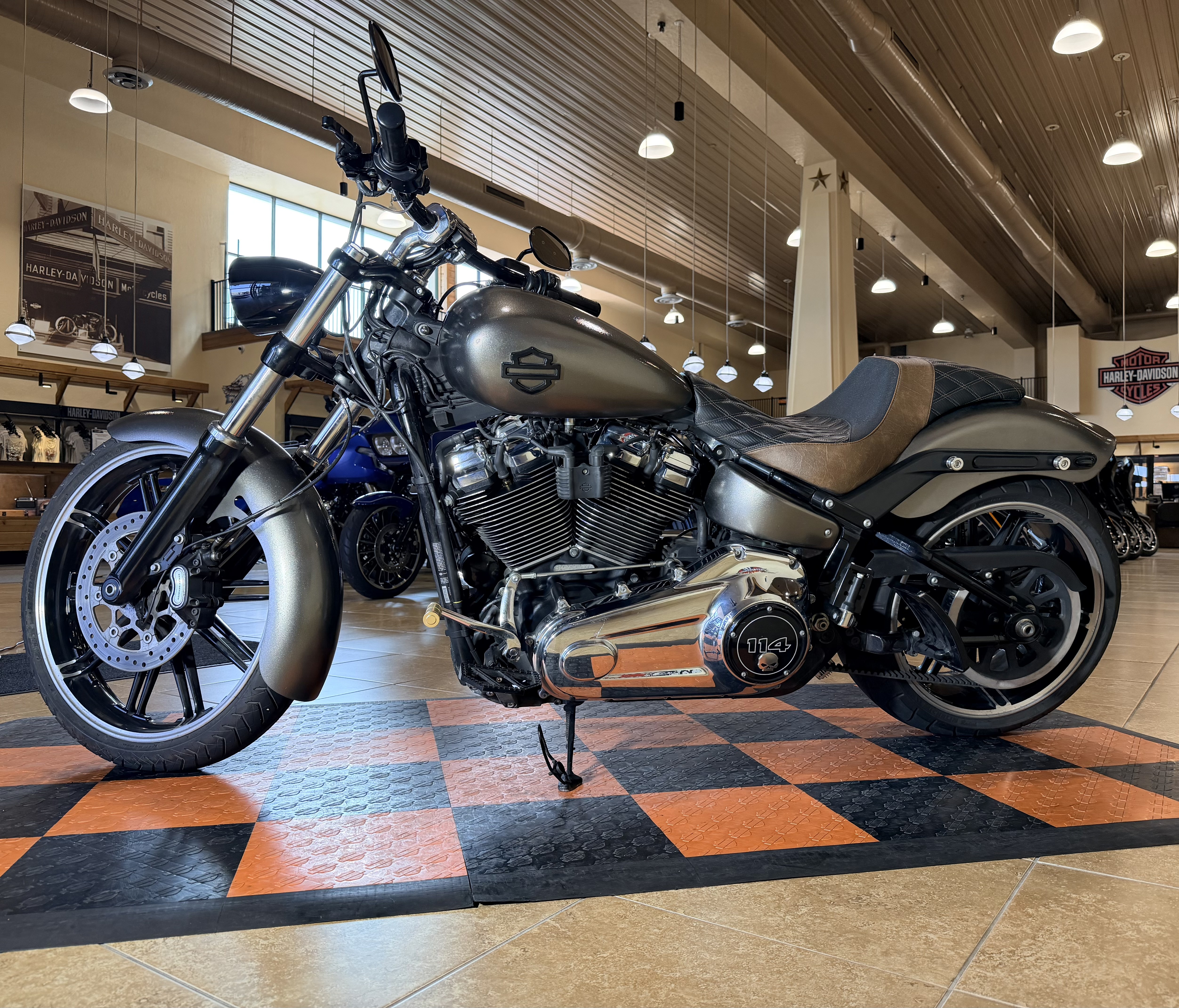 2020 Harley-Davidson Breakout® 114 in Pasadena, Texas - Photo 4