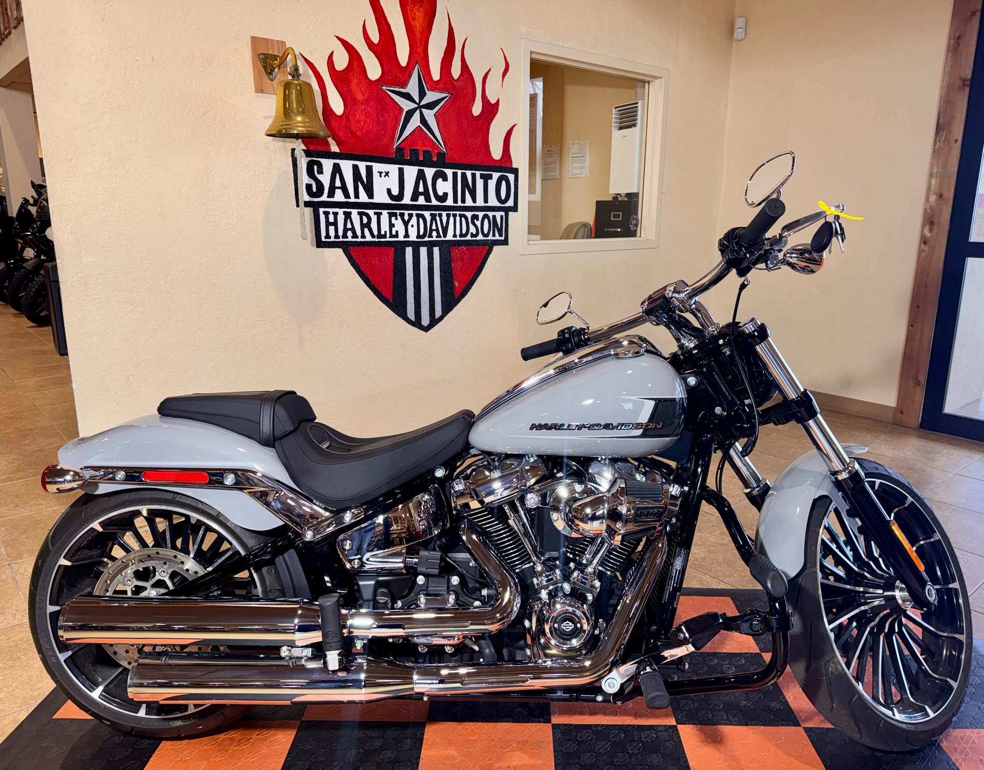 2024 Harley-Davidson Breakout® in Pasadena, Texas - Photo 1