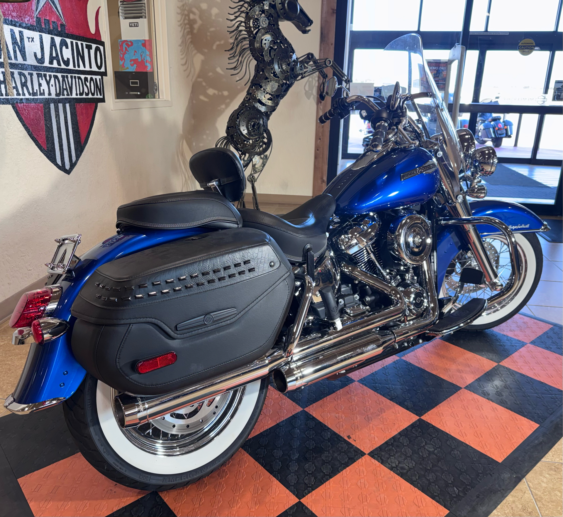 2024 Harley-Davidson Heritage Classic 114 in Pasadena, Texas - Photo 2