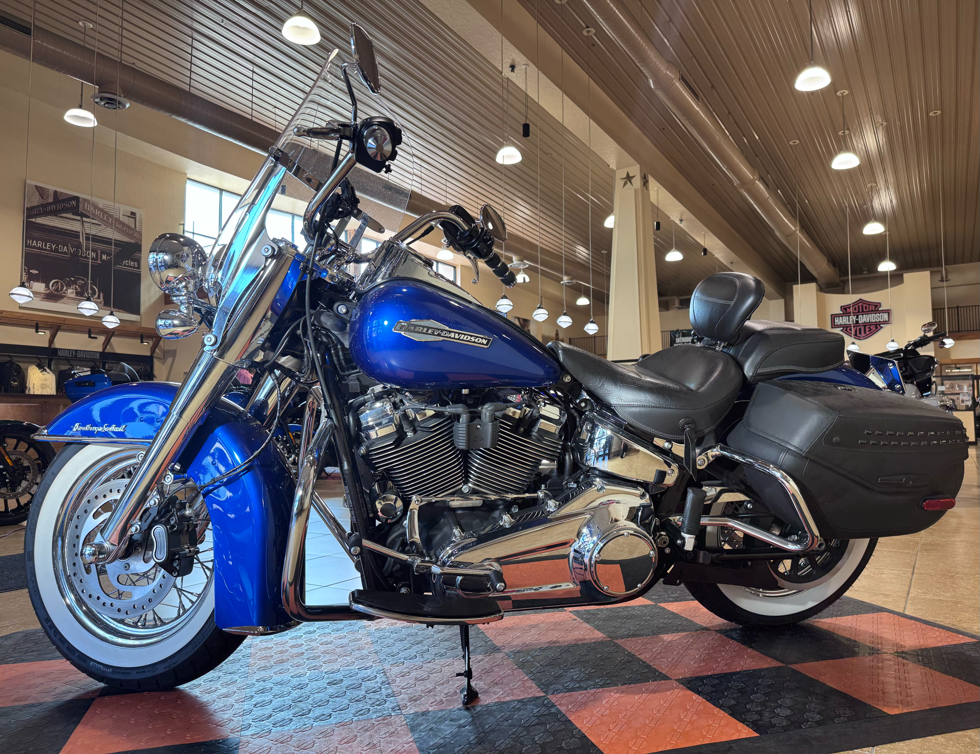 2024 Harley-Davidson Heritage Classic 114 in Pasadena, Texas - Photo 4