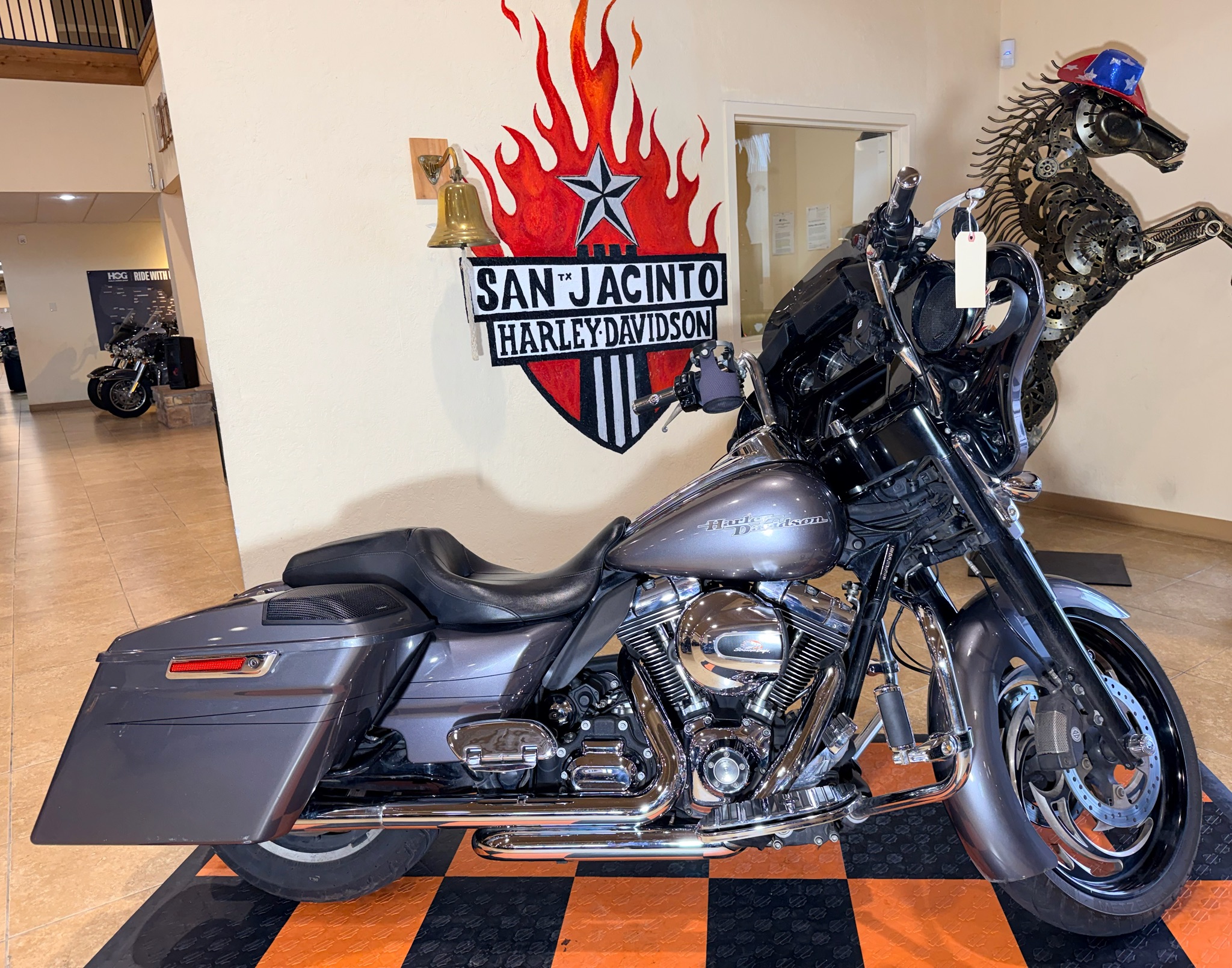 2014 Harley-Davidson Street Glide® Special 1