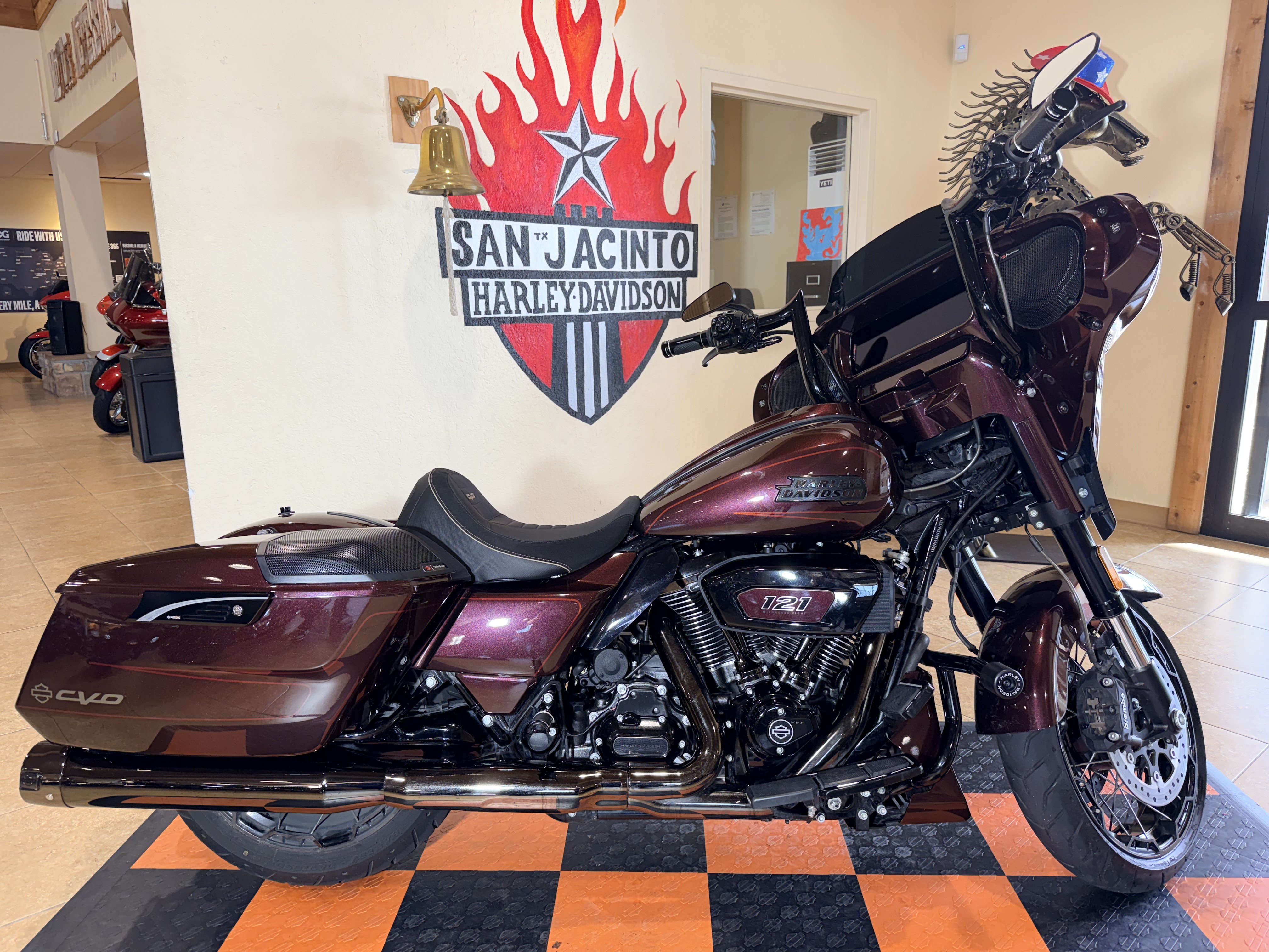 2024 Harley-Davidson CVO™ Street Glide® in Pasadena, Texas - Photo 1