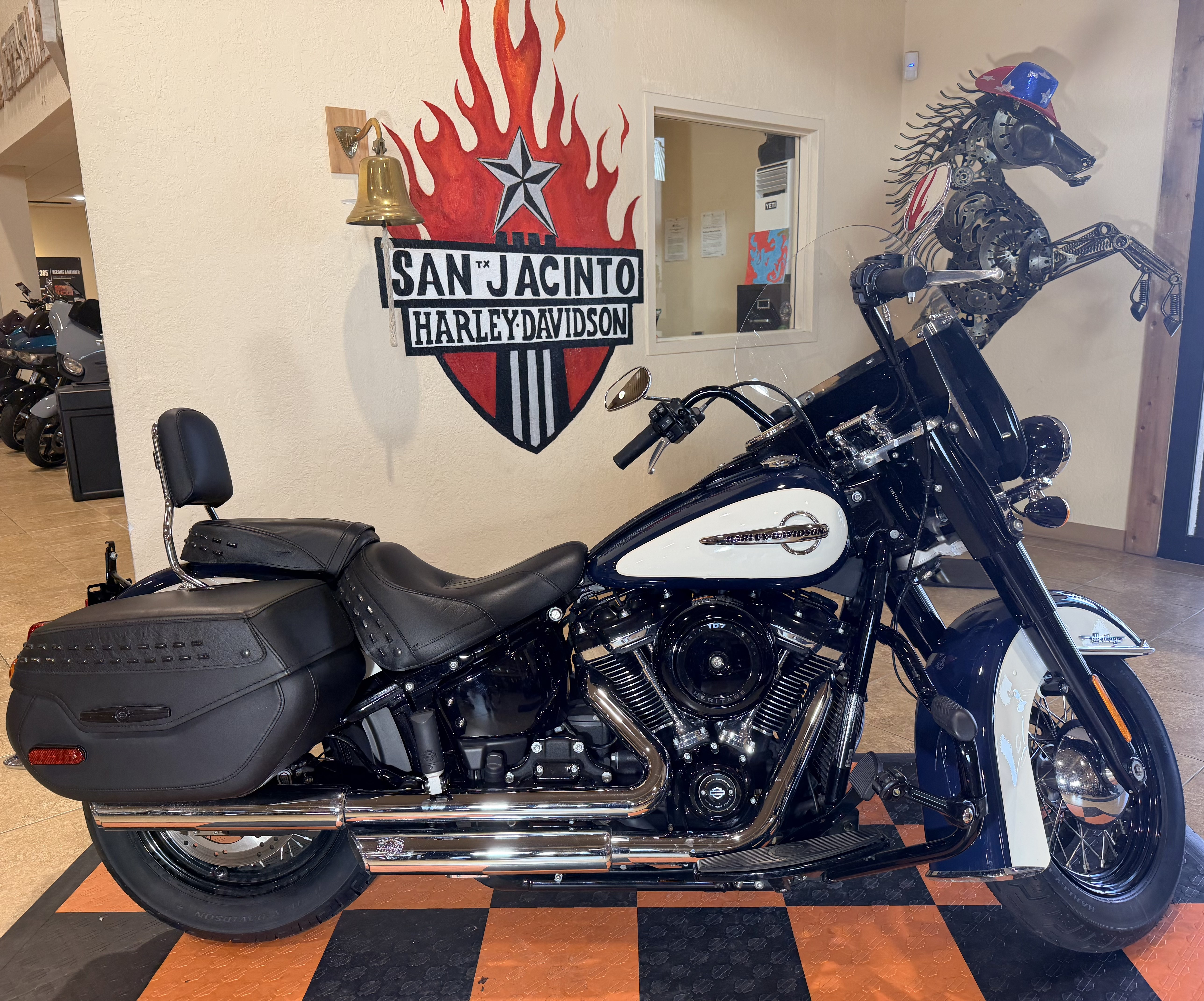 2019 Harley-Davidson Heritage Classic 107 in Pasadena, Texas - Photo 1