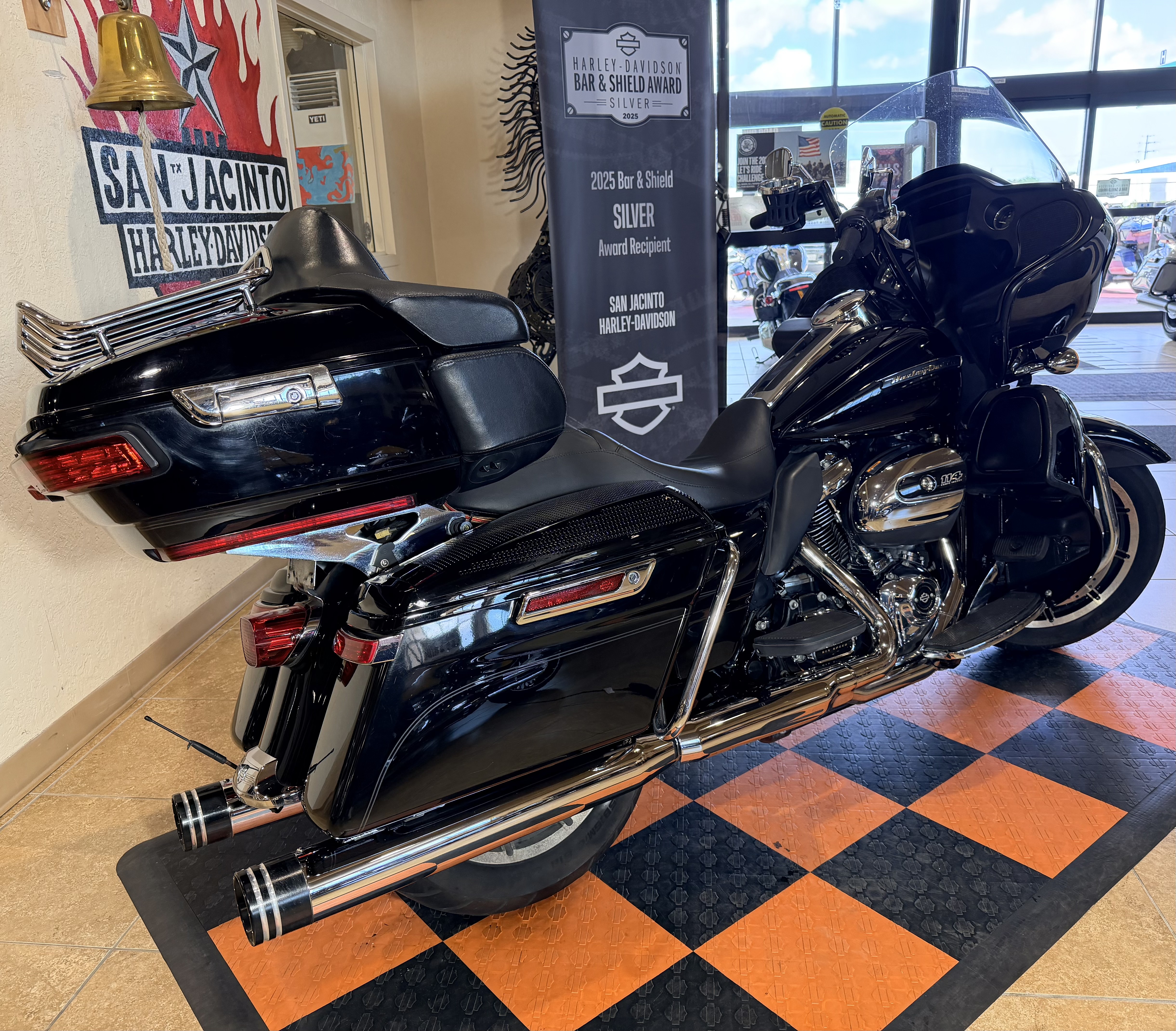 2019 Harley-Davidson Road Glide® Ultra in Pasadena, Texas - Photo 3