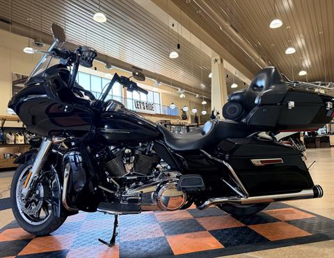 2019 Harley-Davidson Road Glide® Ultra in Pasadena, Texas - Photo 4