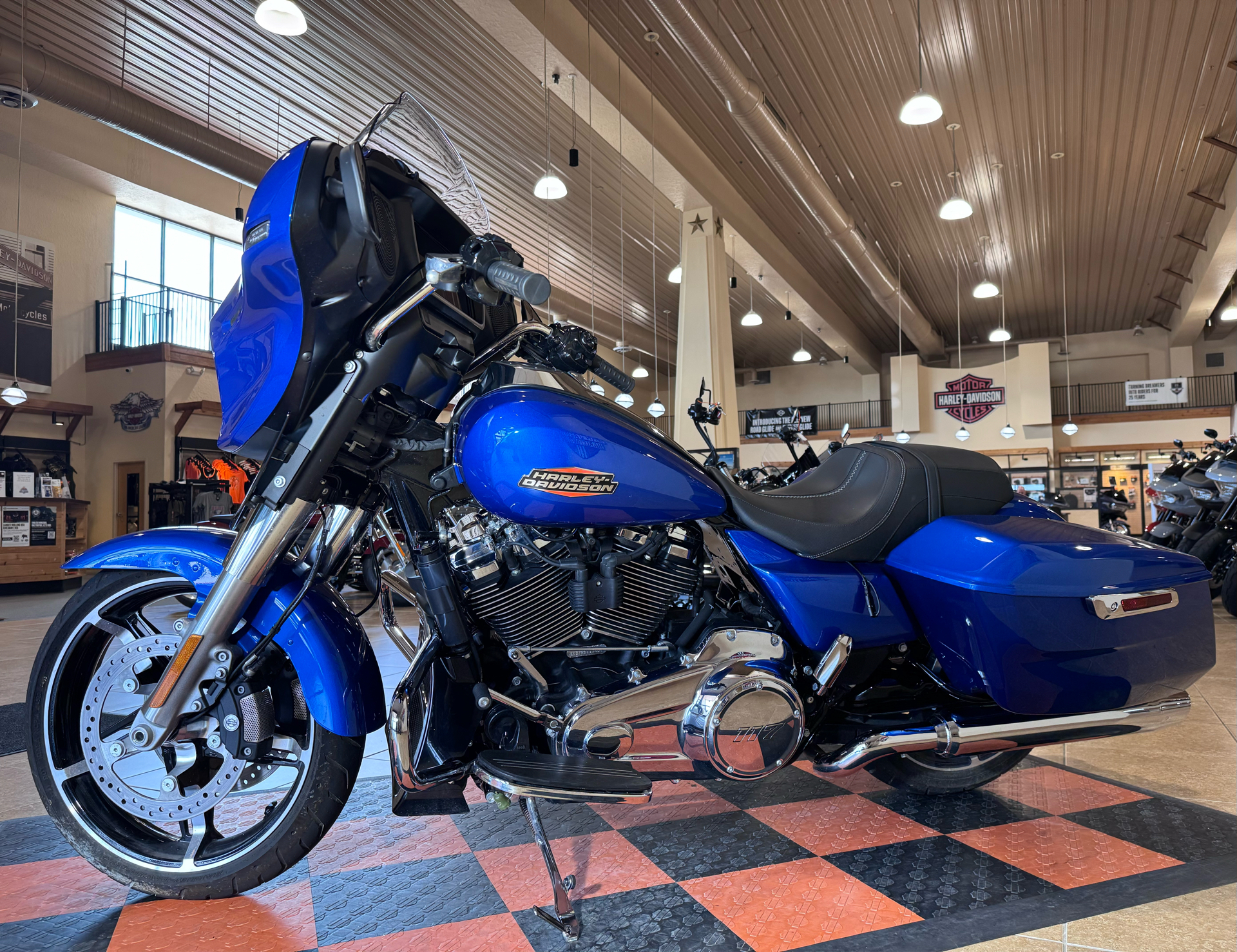 2024 Harley-Davidson Street Glide® in Pasadena, Texas - Photo 4