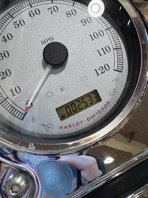 2011 Harley-Davidson Dyna® Super Glide® Custom in Pasadena, Texas - Photo 5