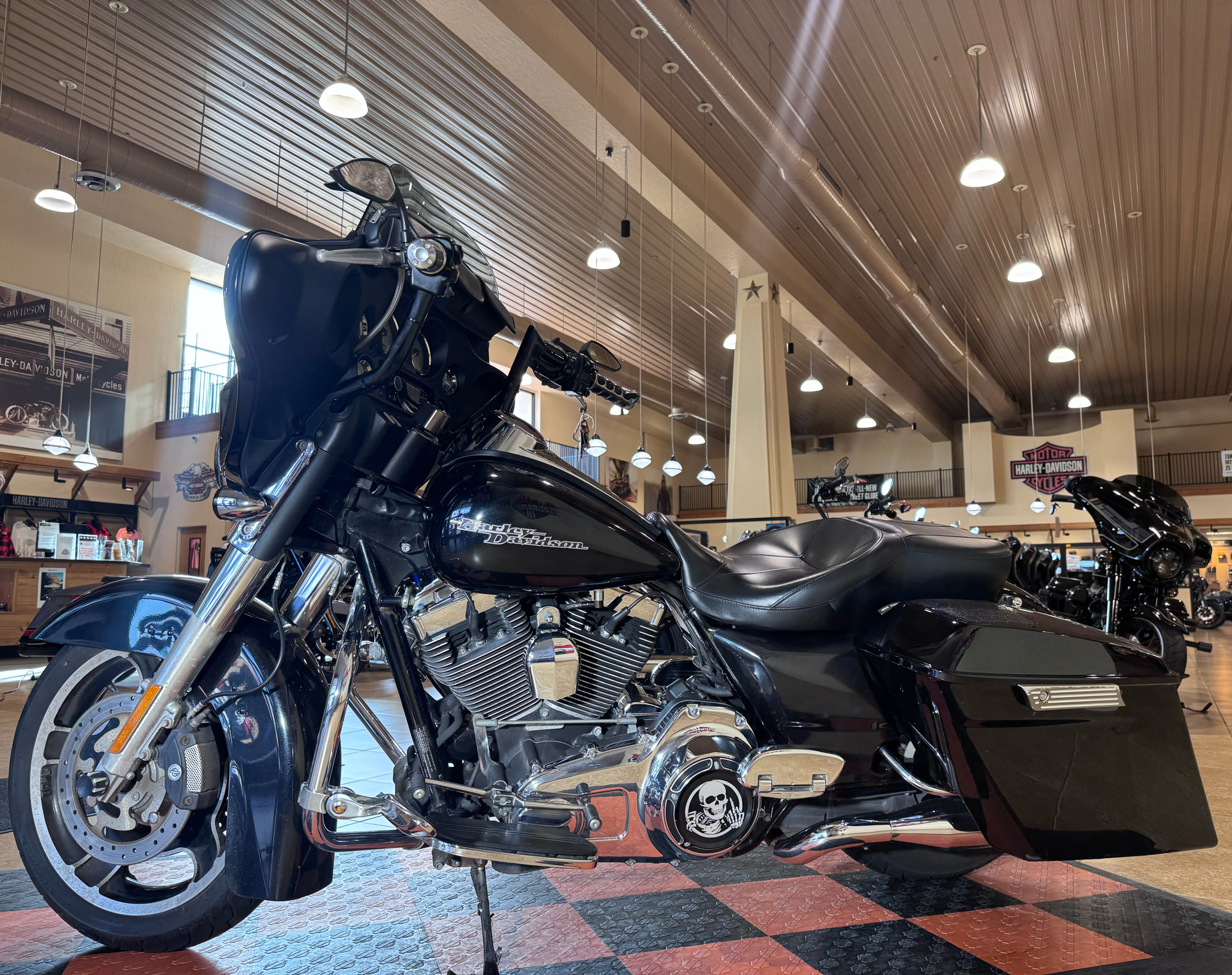 2013 Harley-Davidson Street Glide® in Pasadena, Texas - Photo 4