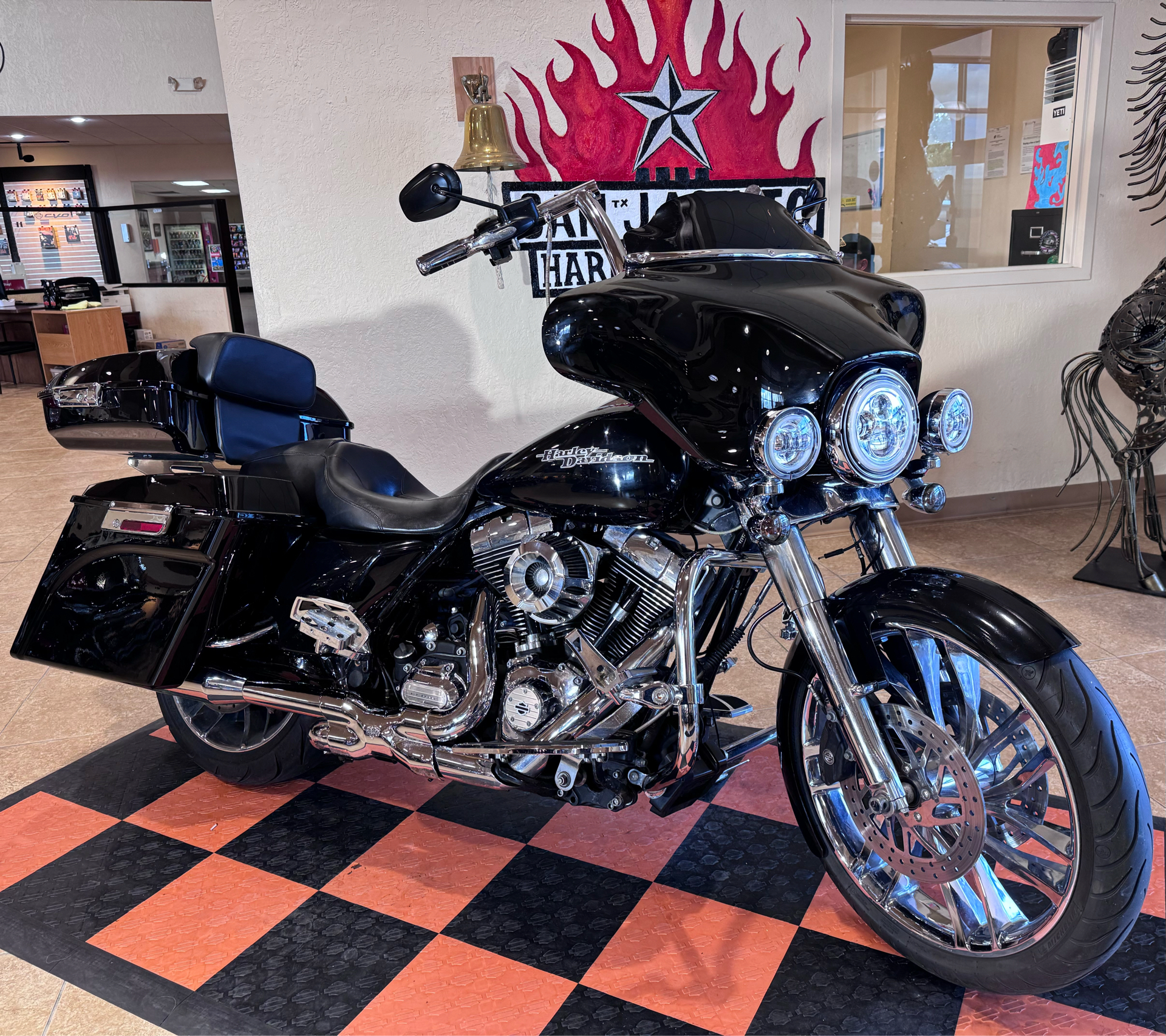 2013 Harley-Davidson Street Glide® in Pasadena, Texas - Photo 3