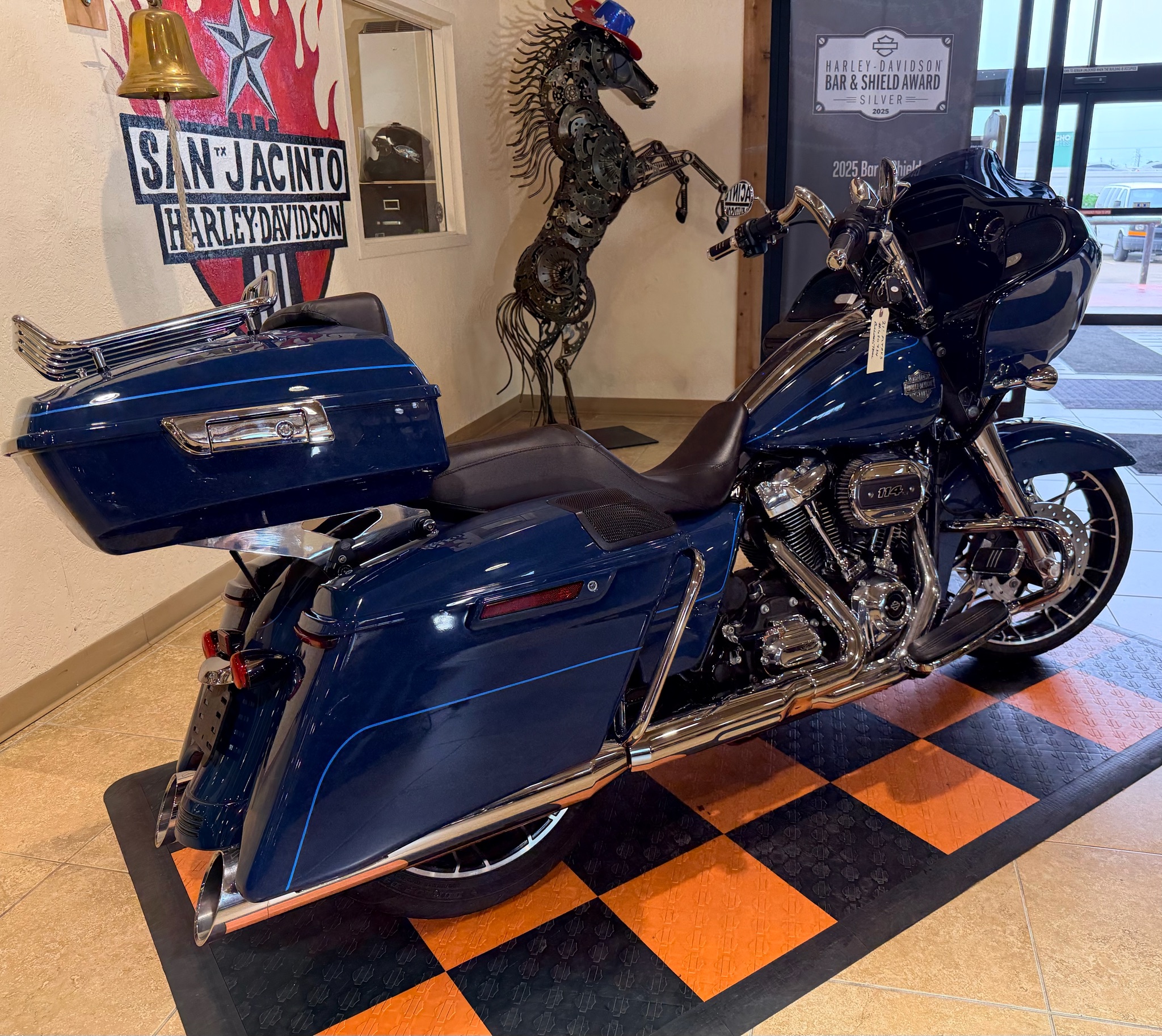 n*4様 Harley-Davidson USA製　サンダー　ブルーフレイム　ロ Certified Pre-Owned 2021 Harley-Davidson Road Glide® Special