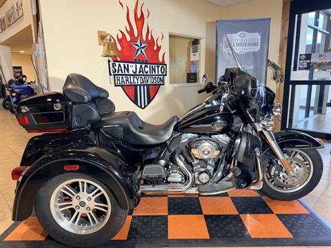 2012 Harley-Davidson Tri Glide® Ultra Classic® in Pasadena, Texas - Photo 1