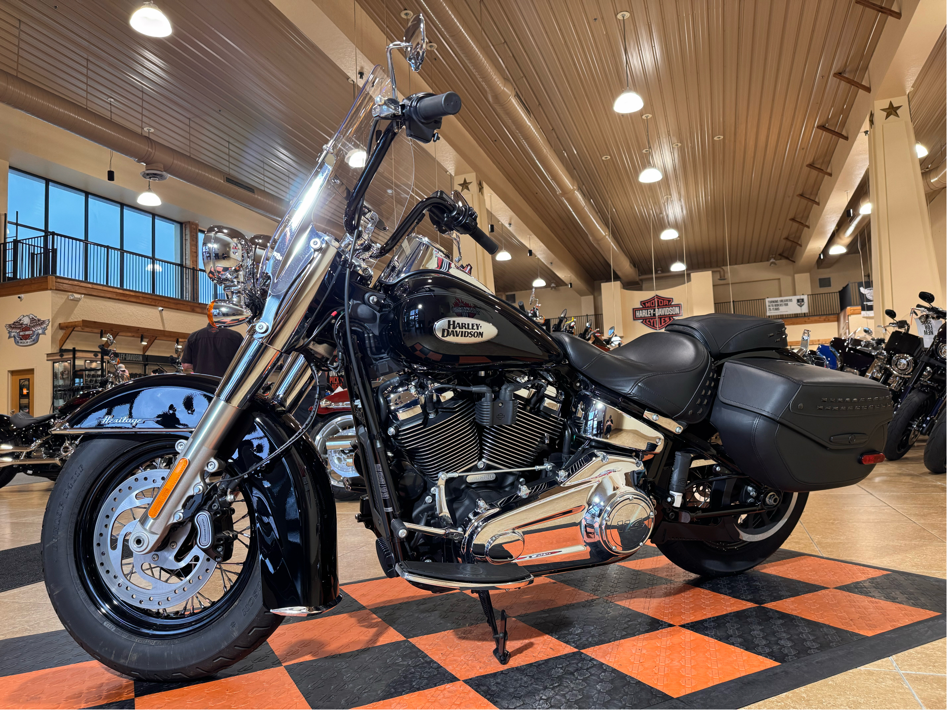 2024 Harley-Davidson Heritage Classic 114 in Pasadena, Texas - Photo 4
