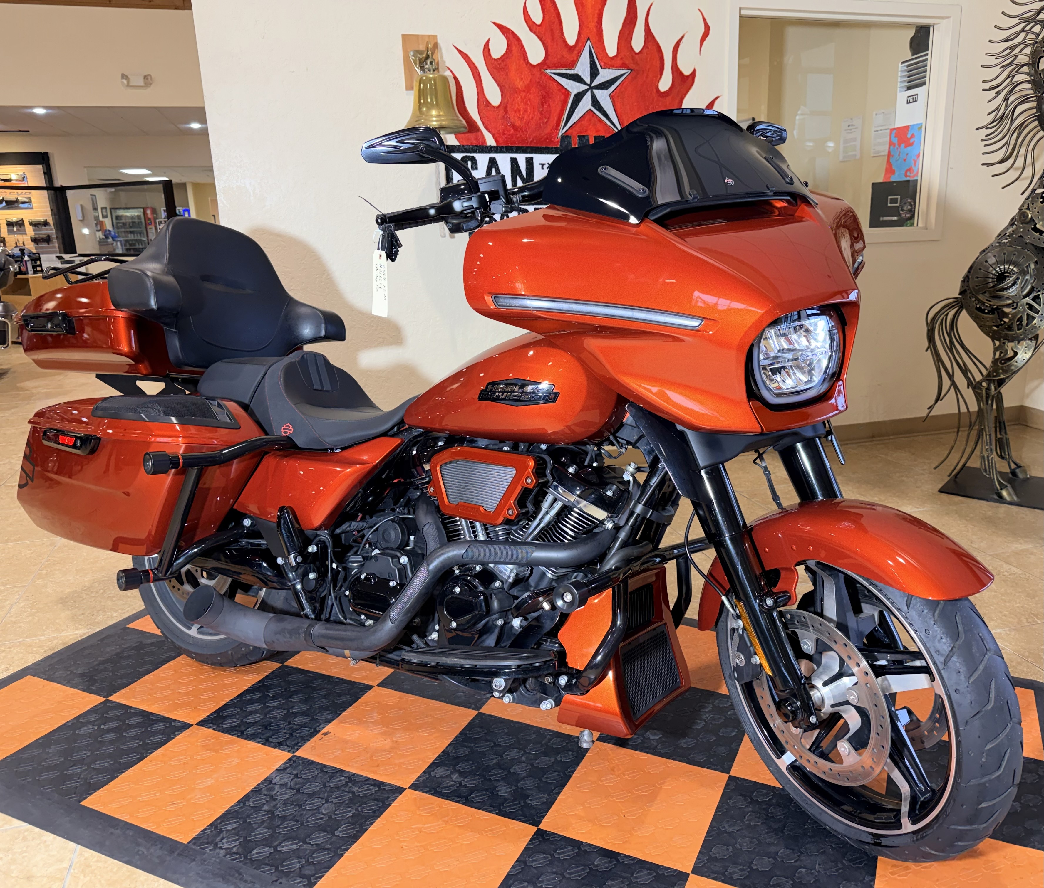 2024 Harley-Davidson Street Glide® in Pasadena, Texas - Photo 3