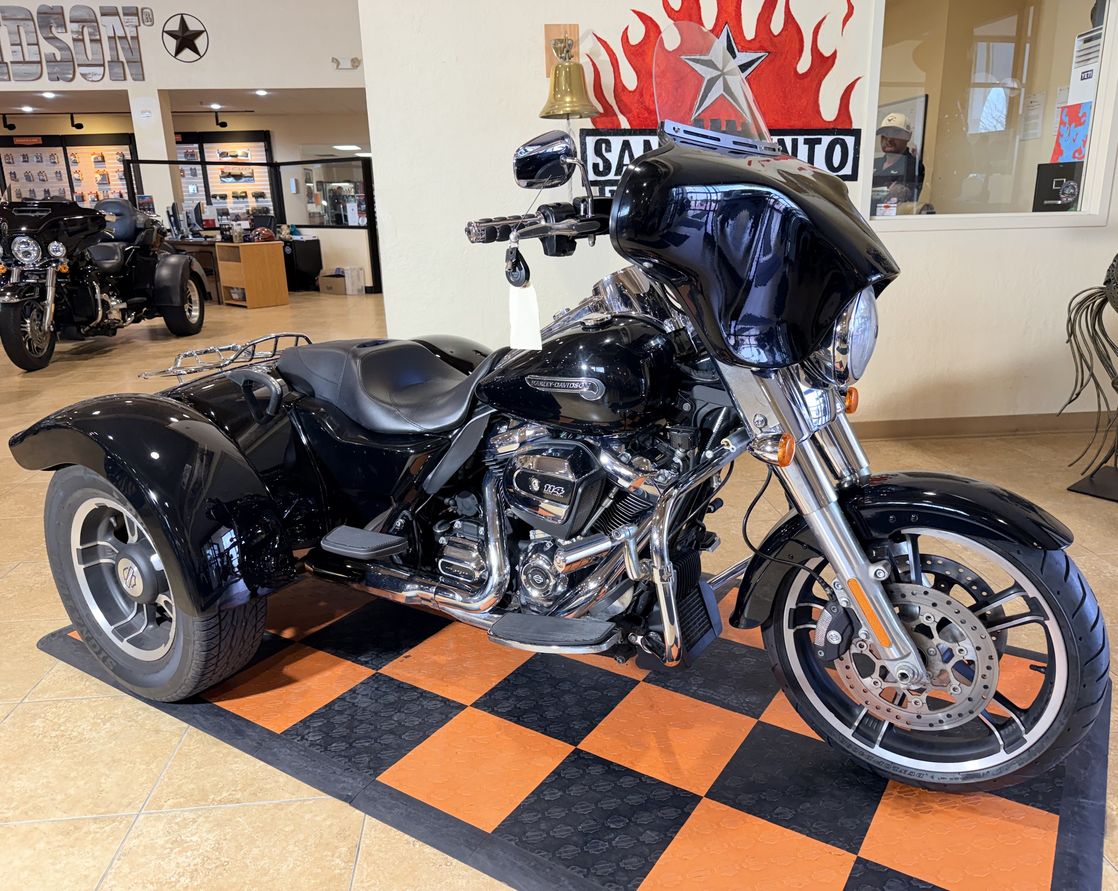 2019 Harley-Davidson Freewheeler® in Pasadena, Texas - Photo 3