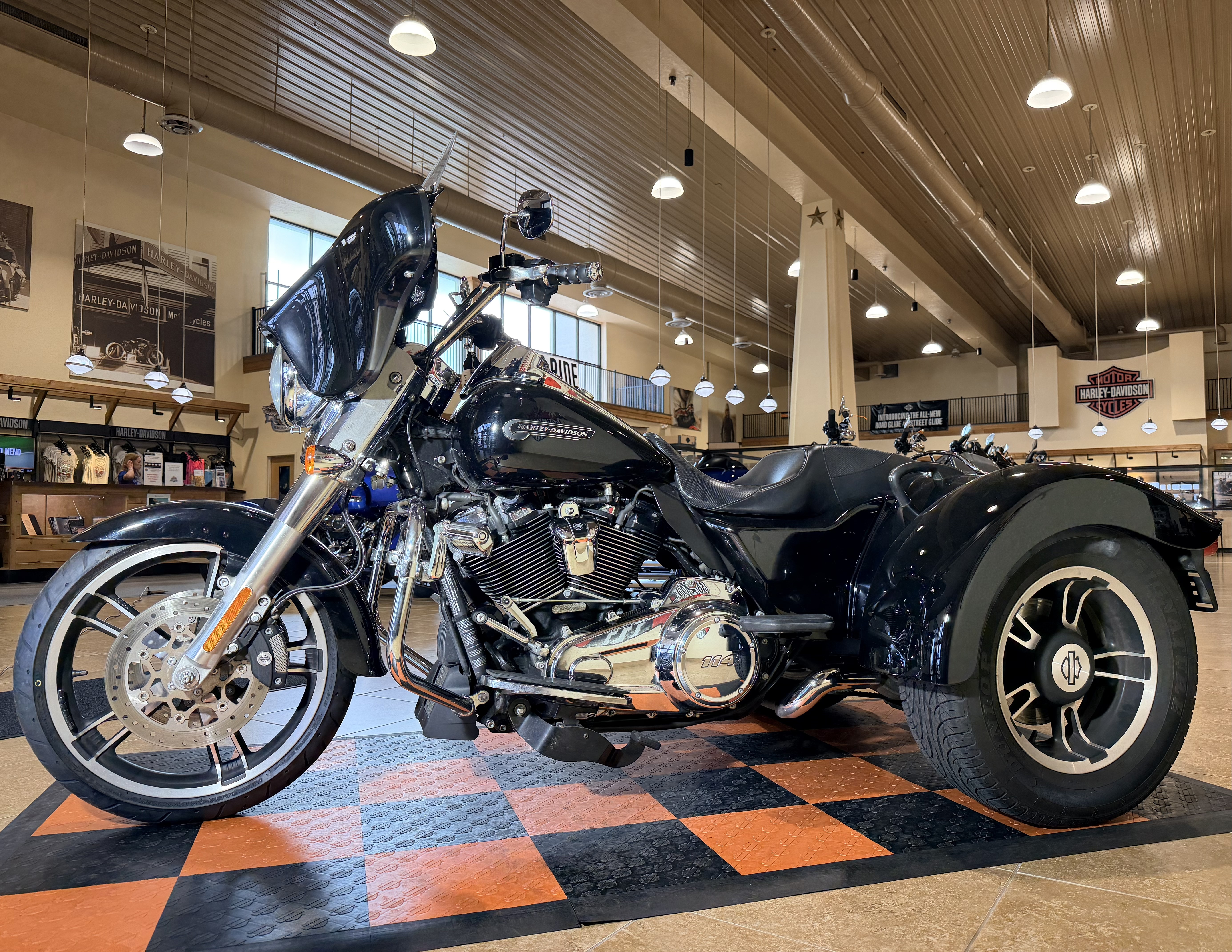 2019 Harley-Davidson Freewheeler® in Pasadena, Texas - Photo 4