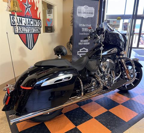 2020 Indian Motorcycle Chieftain® Limited in Pasadena, Texas - Photo 2