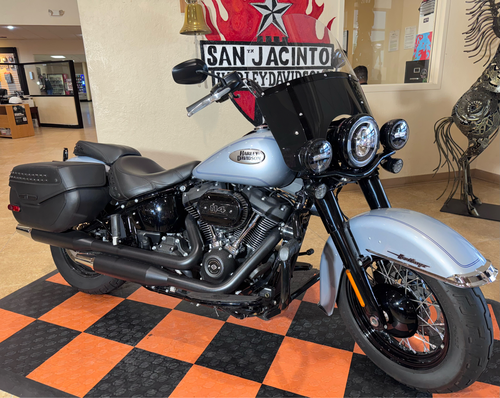 2024 Harley-Davidson Heritage Classic 114 in Pasadena, Texas - Photo 3