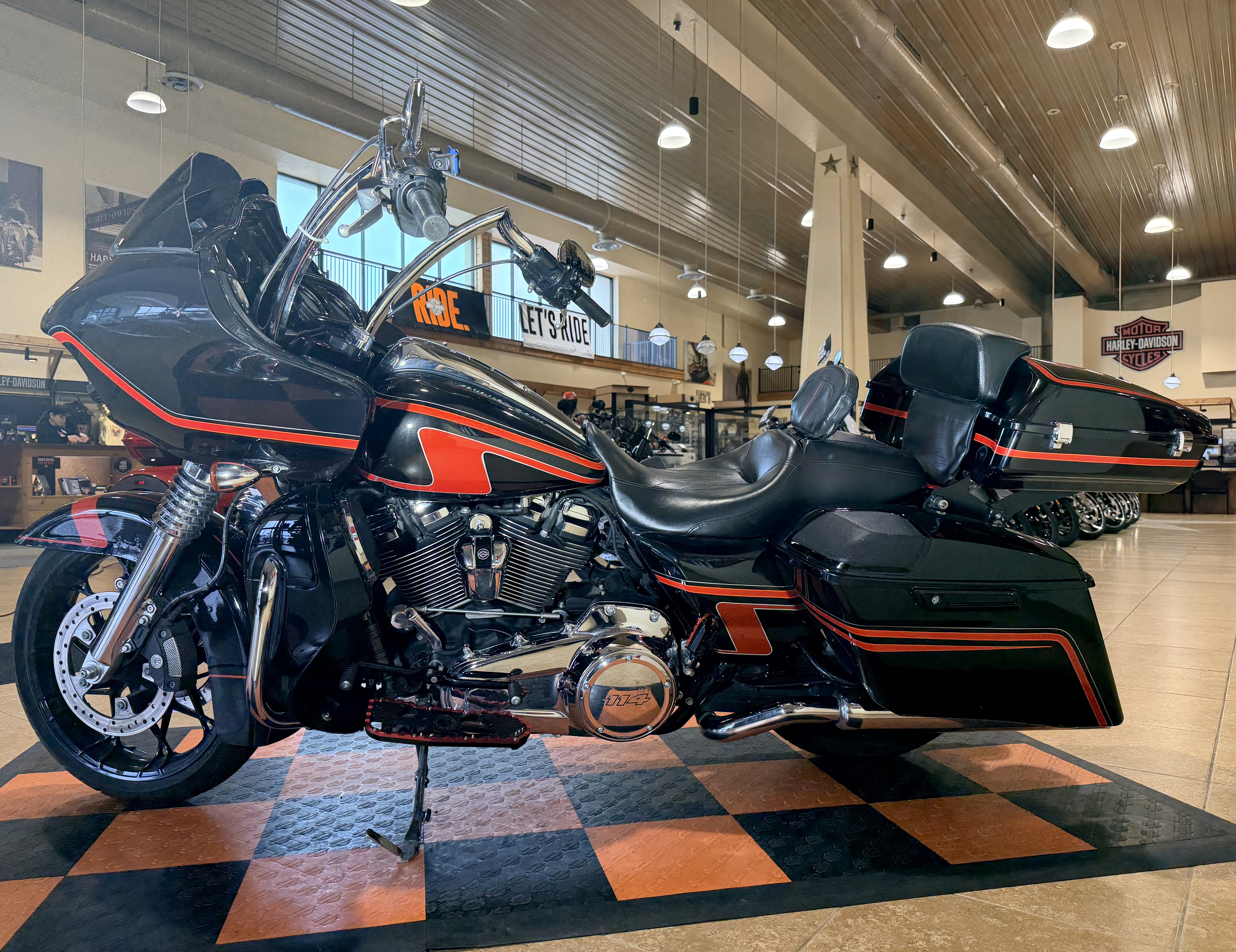 2022 Harley-Davidson Road Glide® Special in Pasadena, Texas - Photo 4
