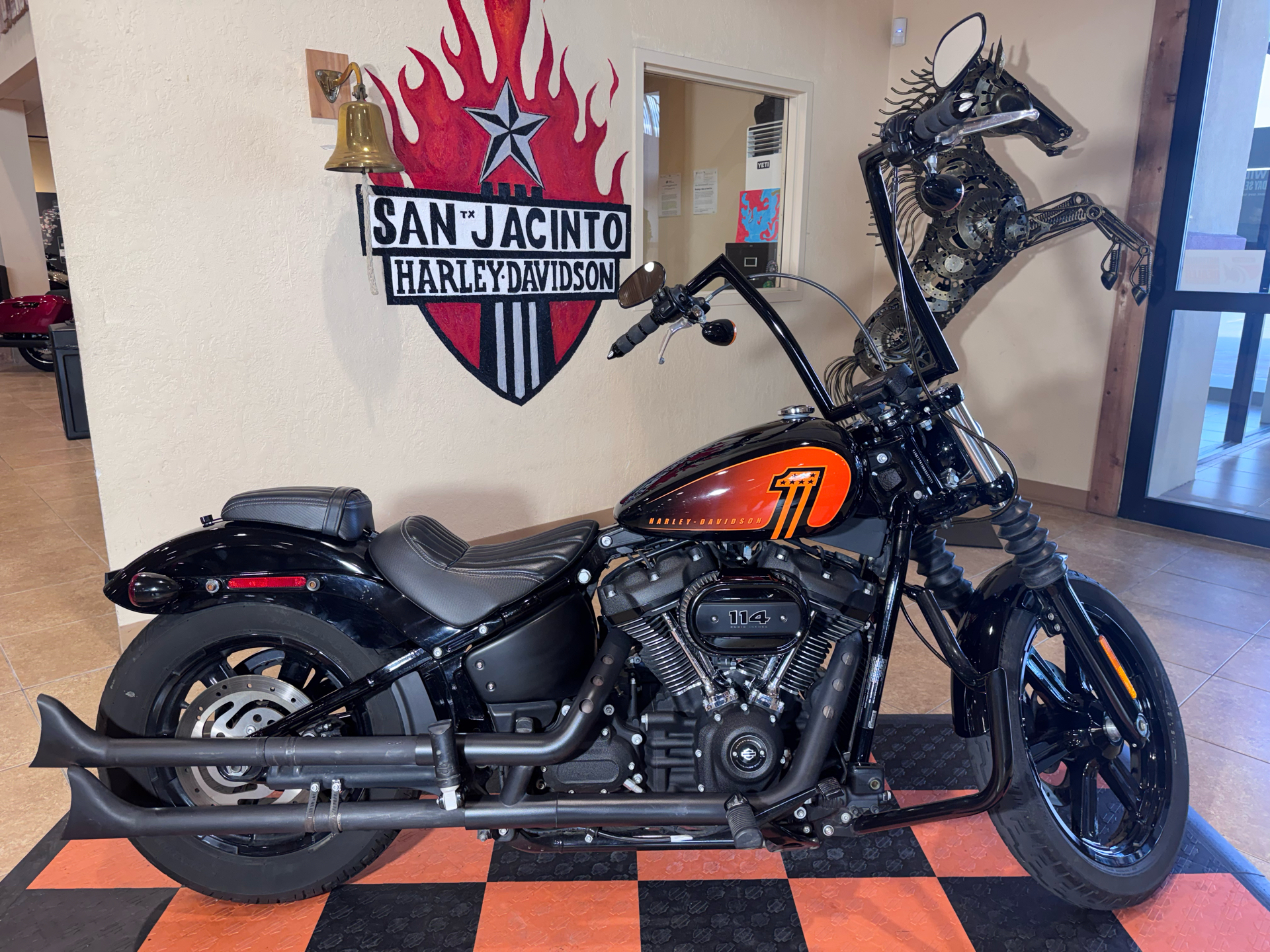 2022 Harley-Davidson Street Bob® 114 in Pasadena, Texas - Photo 1