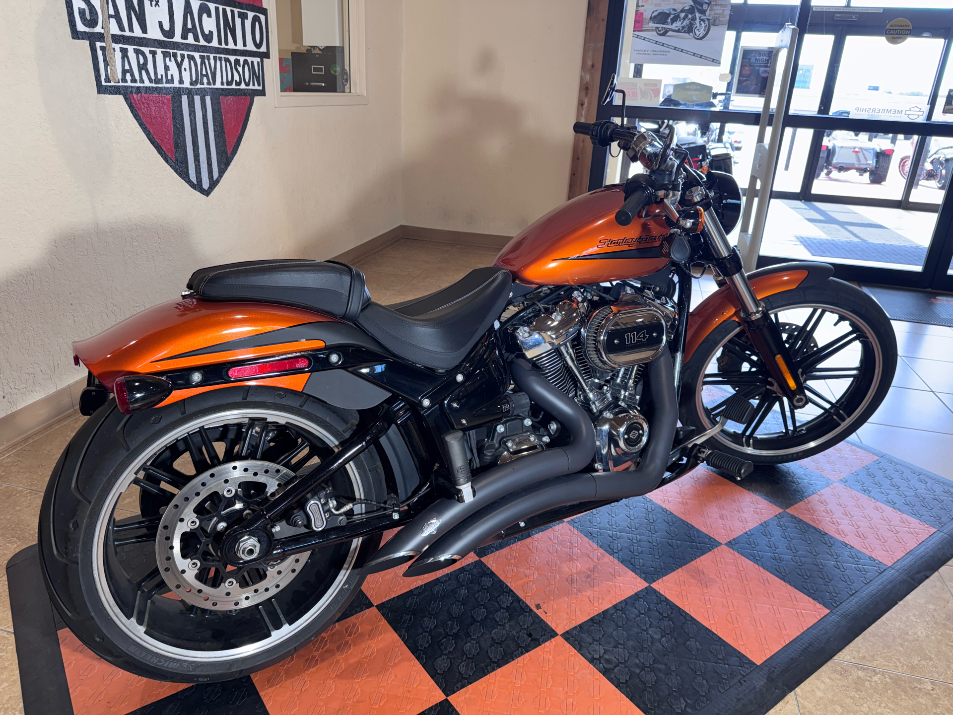 2019 Harley-Davidson Breakout® 114 in Pasadena, Texas - Photo 2